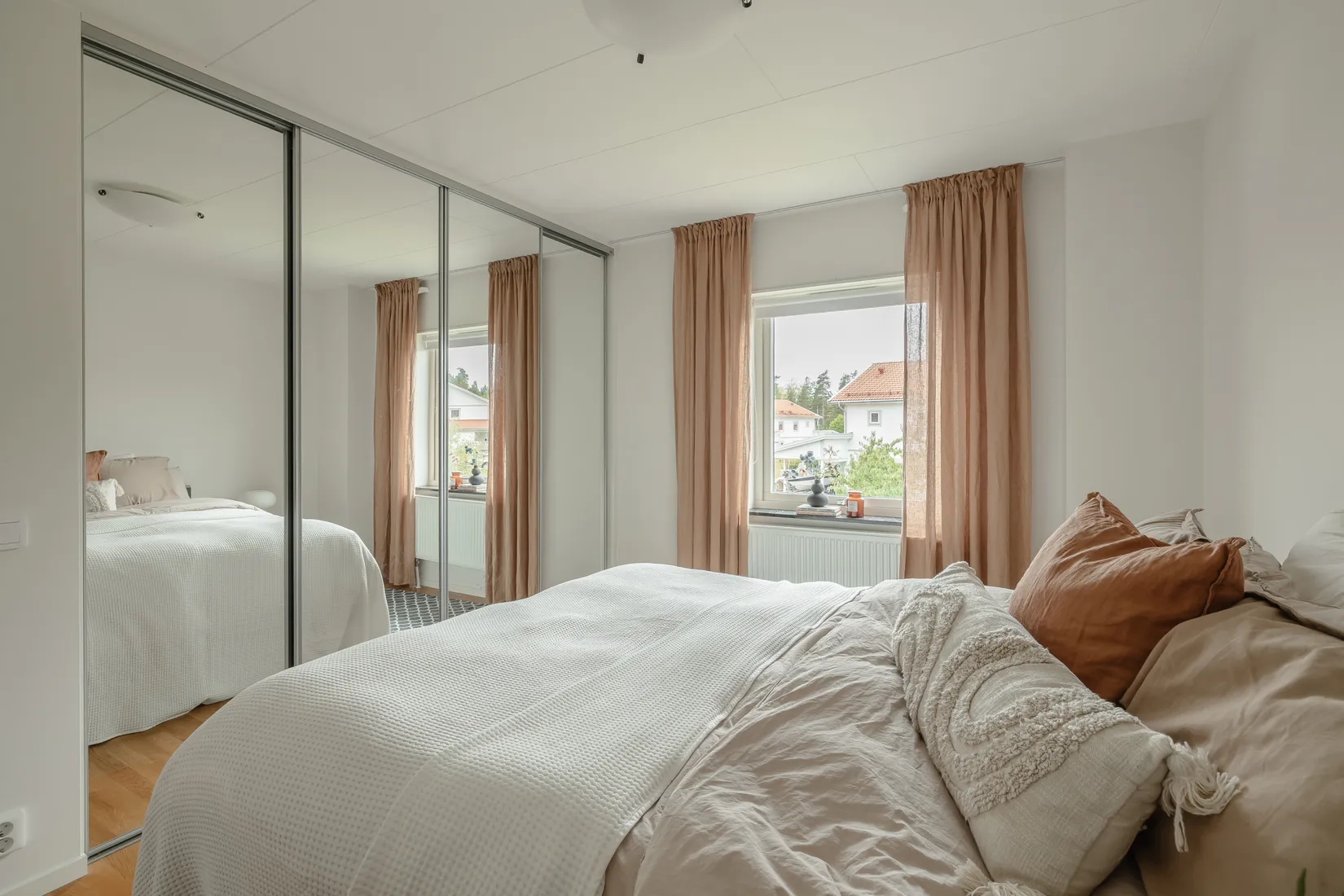 Radhus, Rud Höjden 107B, Hammarö