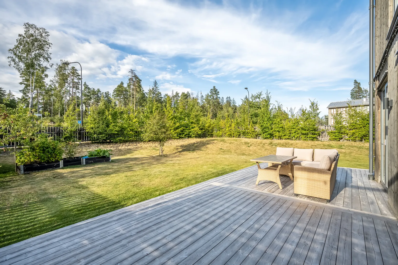 Radhus, Lunnarevägen 27C, Länna, Huddinge