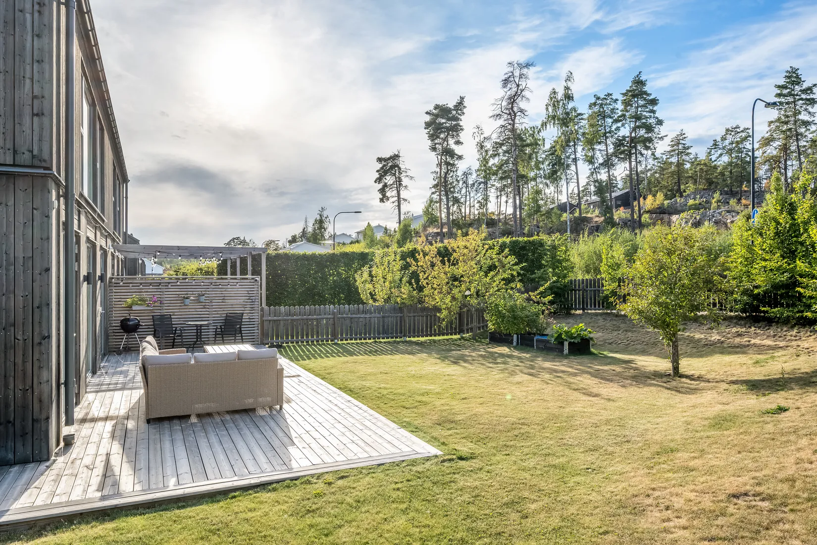 Radhus, Lunnarevägen 27C, Länna, Huddinge