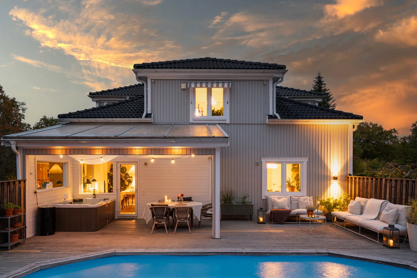 Villa, Gamla Hjälmarvägen 10, Ekeby-Almby, Örebro