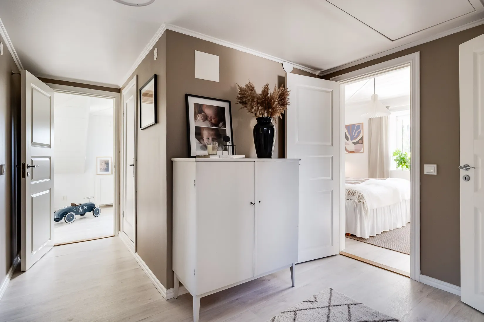Villa, Gamla Hjälmarvägen 10, Ekeby-Almby, Örebro