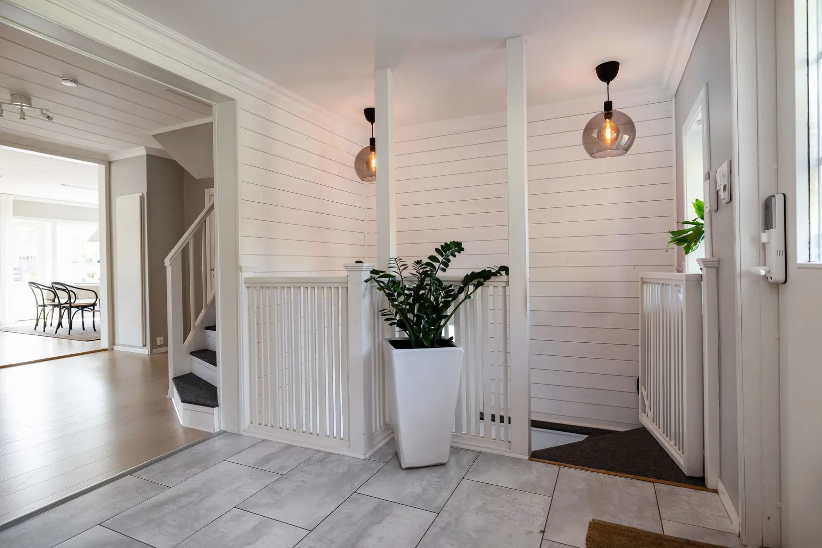 Villa, Gamla Hjälmarvägen 10, Ekeby-Almby, Örebro