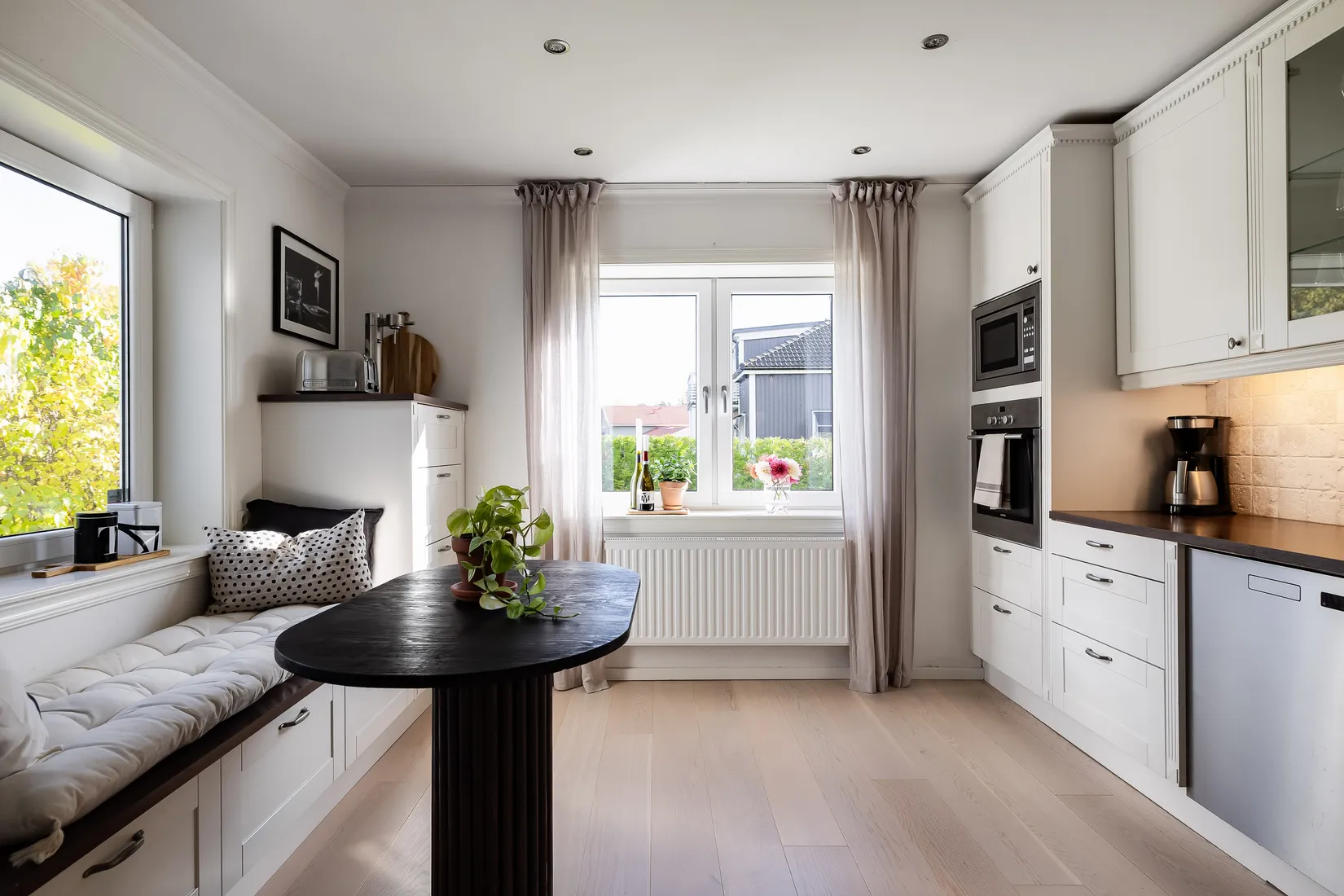 Villa, Gamla Hjälmarvägen 10, Ekeby-Almby, Örebro