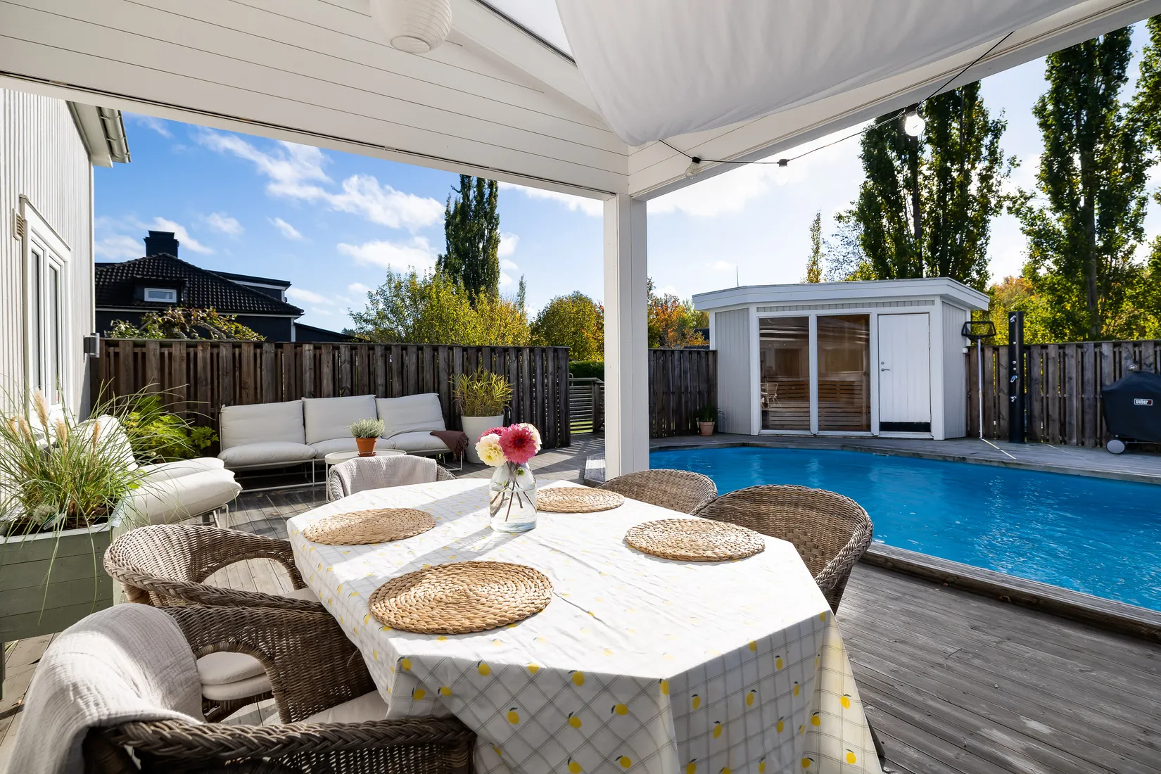 Villa, Gamla Hjälmarvägen 10, Ekeby-Almby, Örebro
