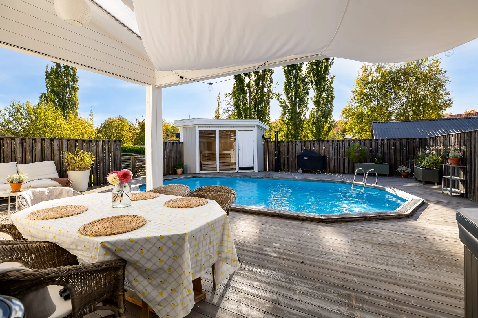 Villa, Gamla Hjälmarvägen 10, Ekeby-Almby, Örebro