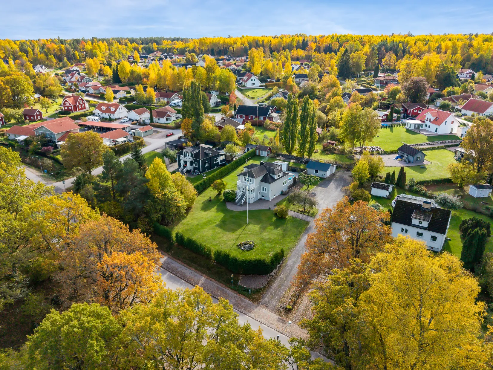 Villa, Gamla Hjälmarvägen 10, Ekeby-Almby, Örebro