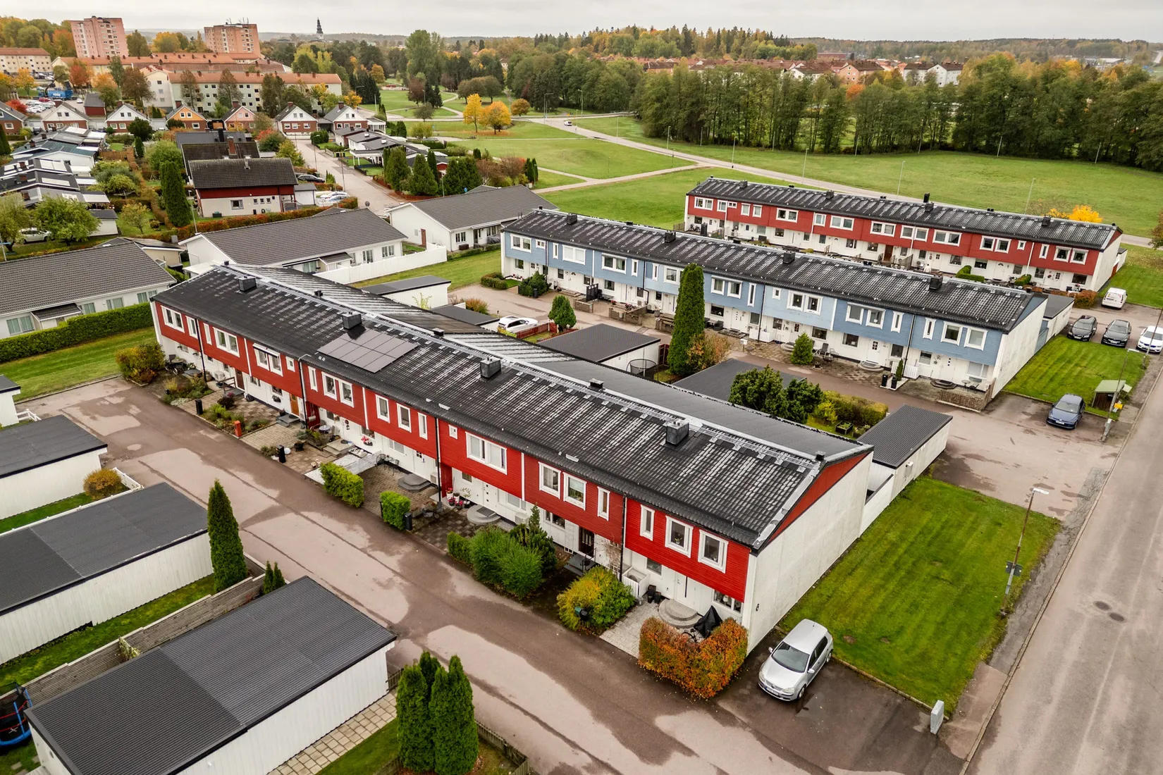 Radhus, Ringensons väg 6A, Johannisdal, Köping