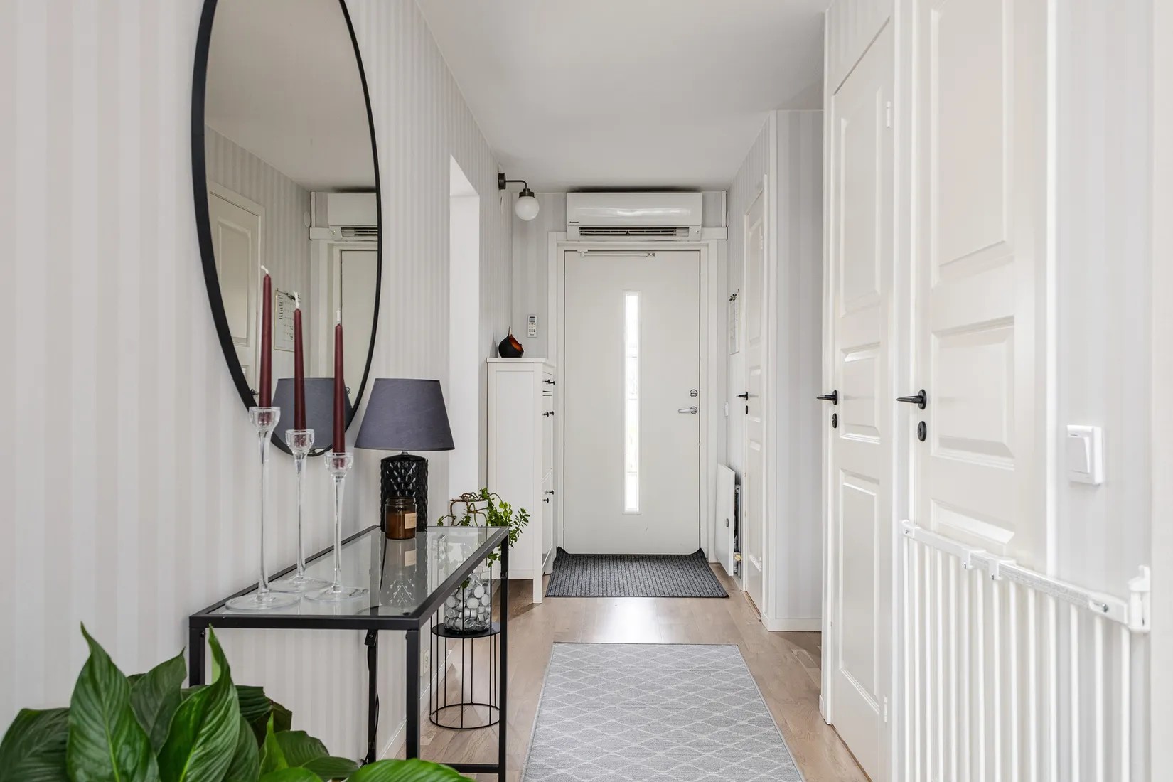 Radhus, Ringensons väg 6A, Johannisdal, Köping