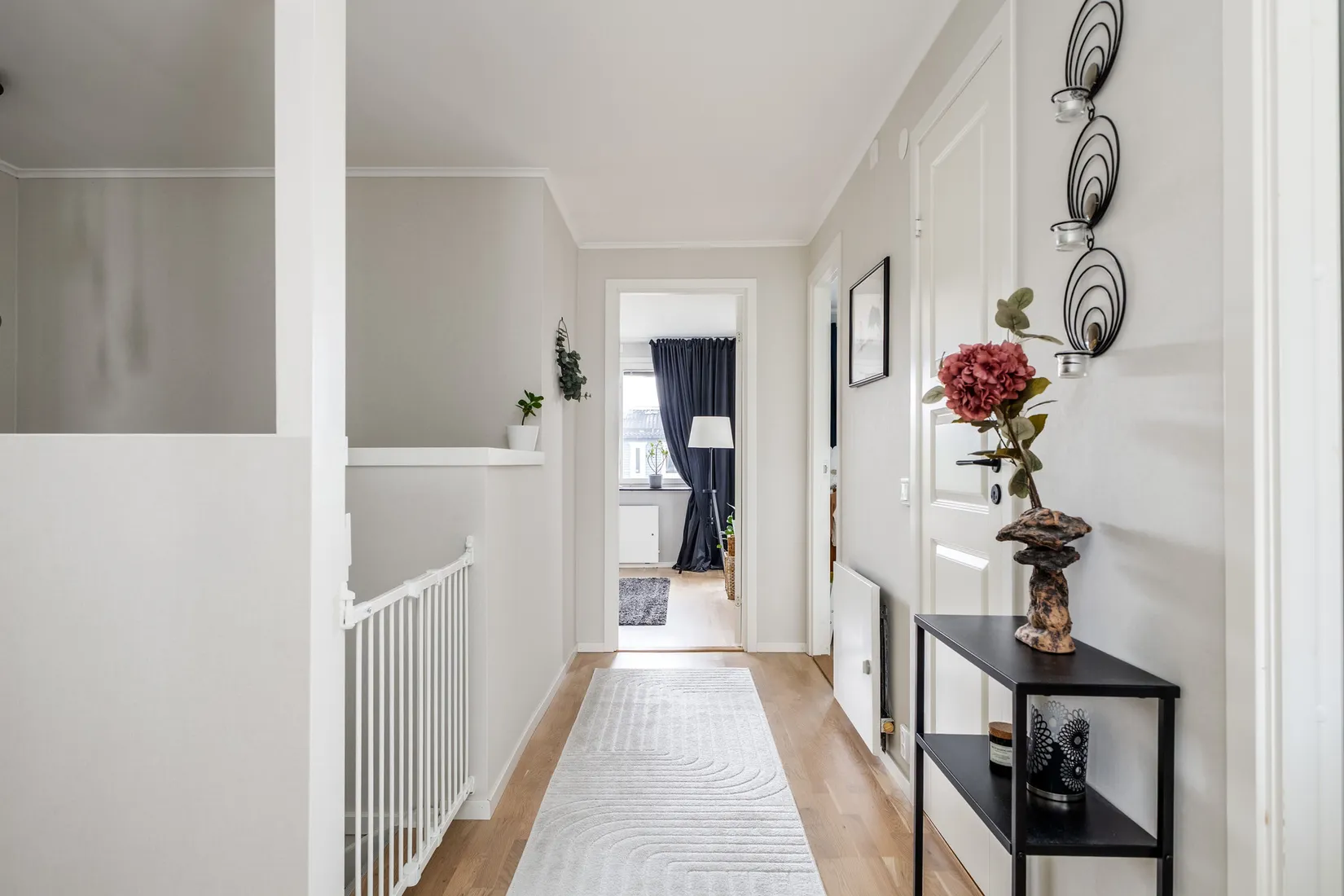 Radhus, Ringensons väg 6A, Johannisdal, Köping