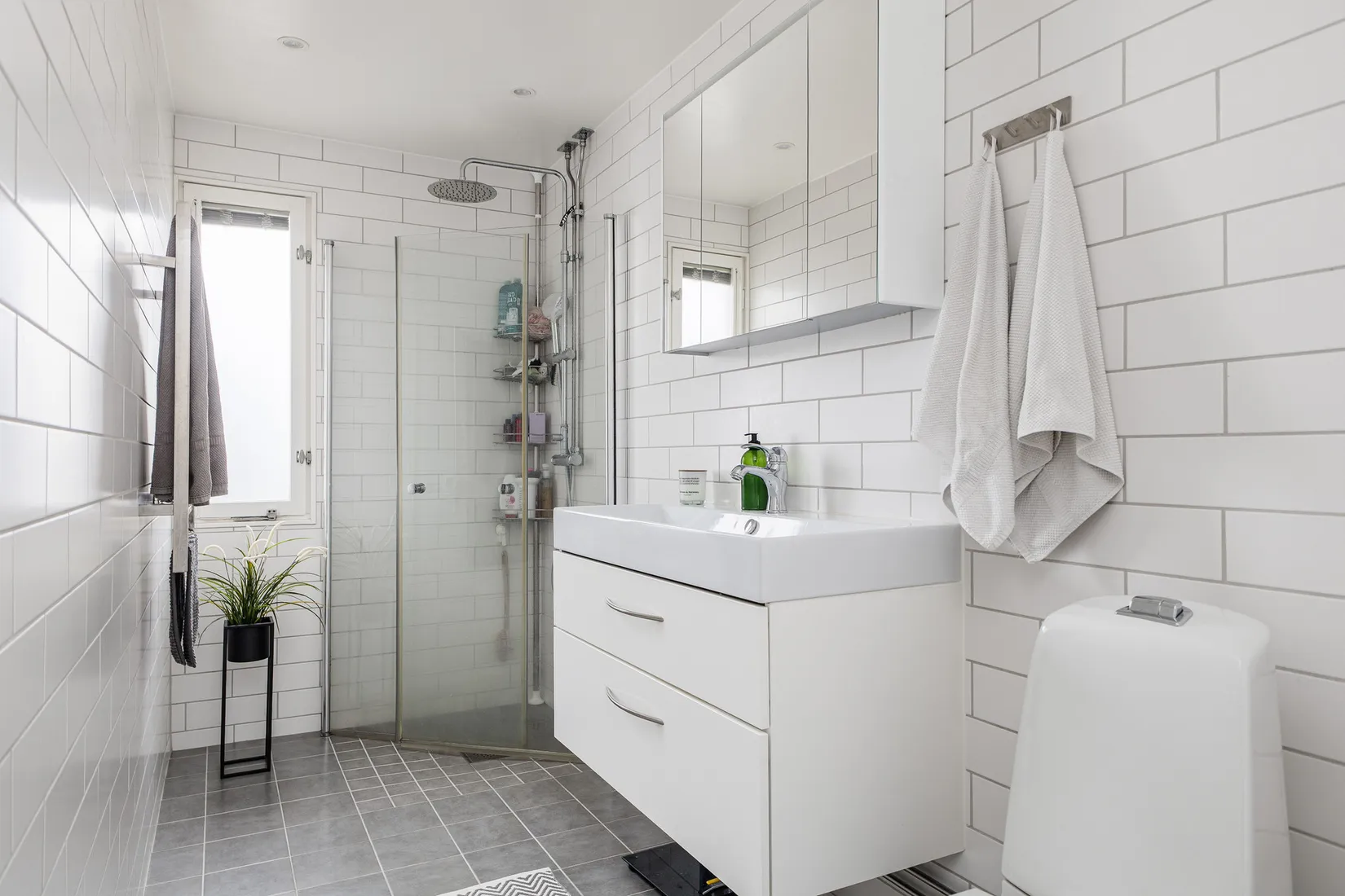 Radhus, Ringensons väg 6A, Johannisdal, Köping