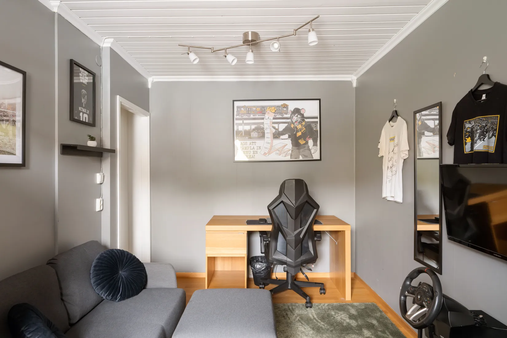 Radhus, Linvägen 21, Väsby, Ekerö