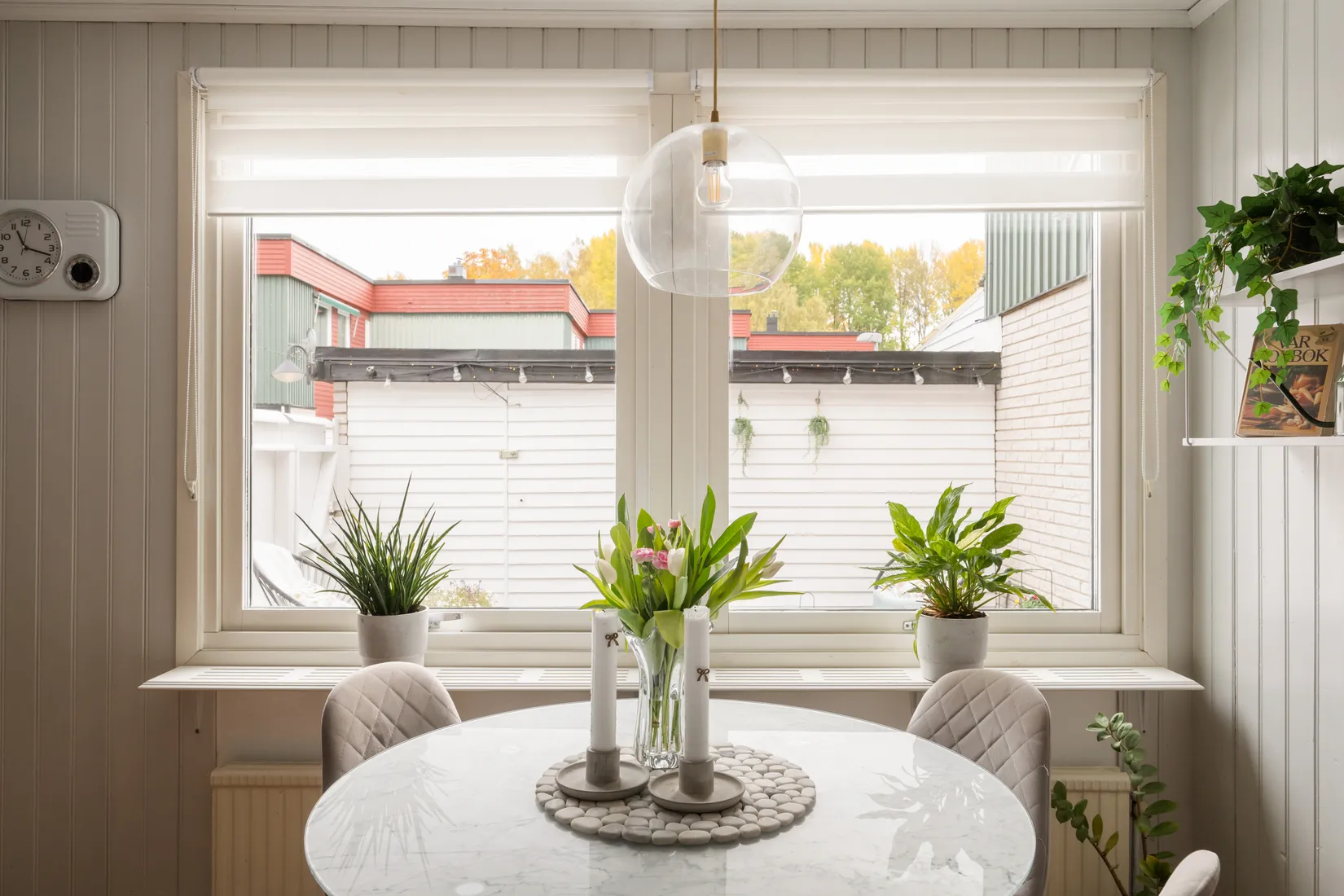 Radhus, Linvägen 21, Väsby, Ekerö