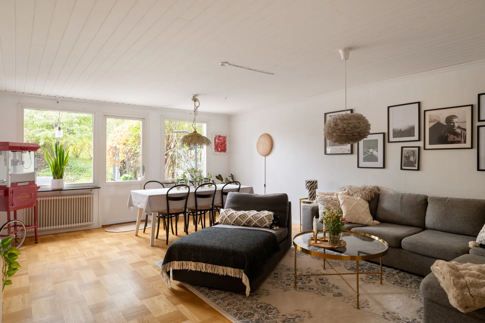 Radhus, Linvägen 21, Väsby, Ekerö