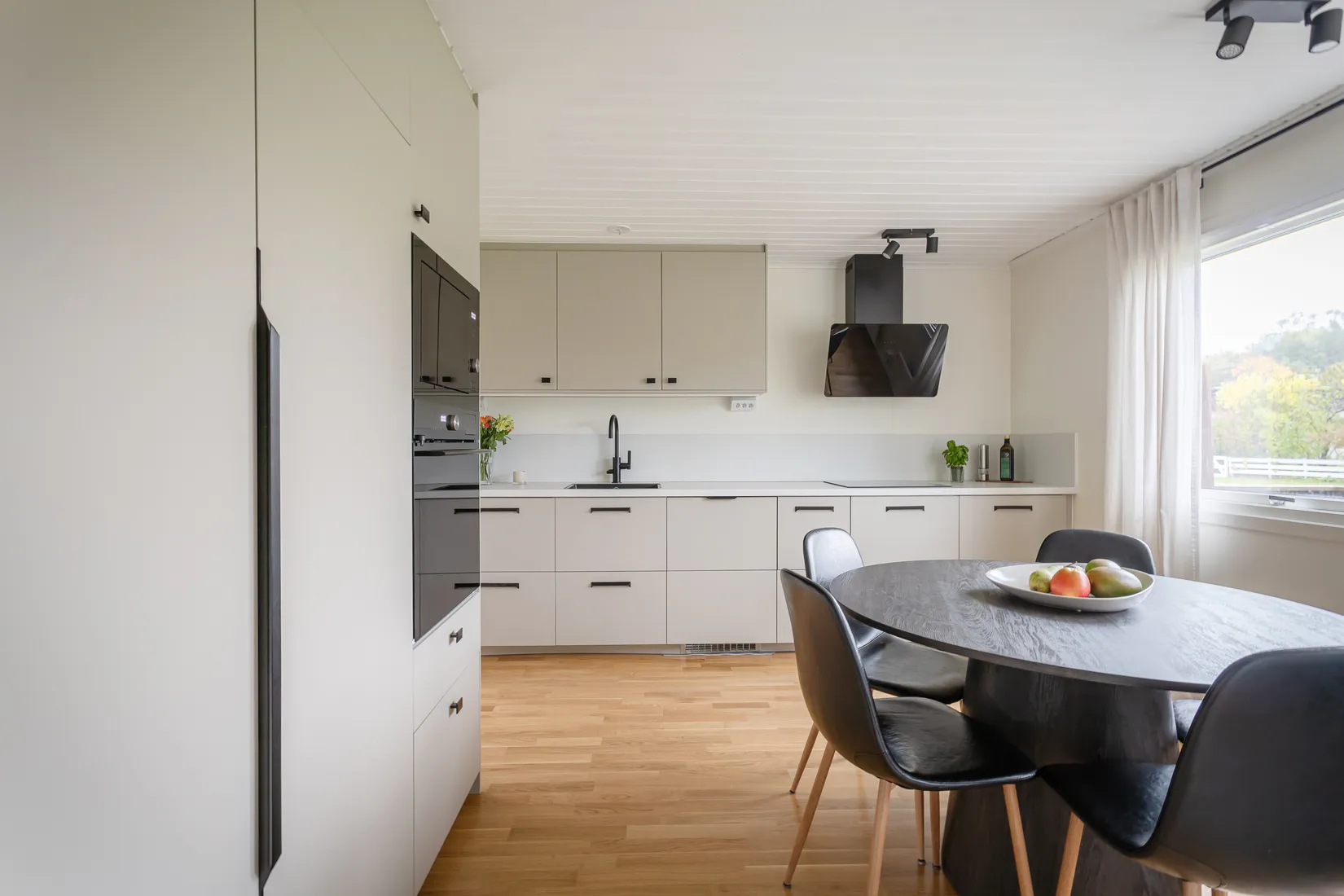 Radhus, Länsmansvägen 49, Norrviken, Sollentuna