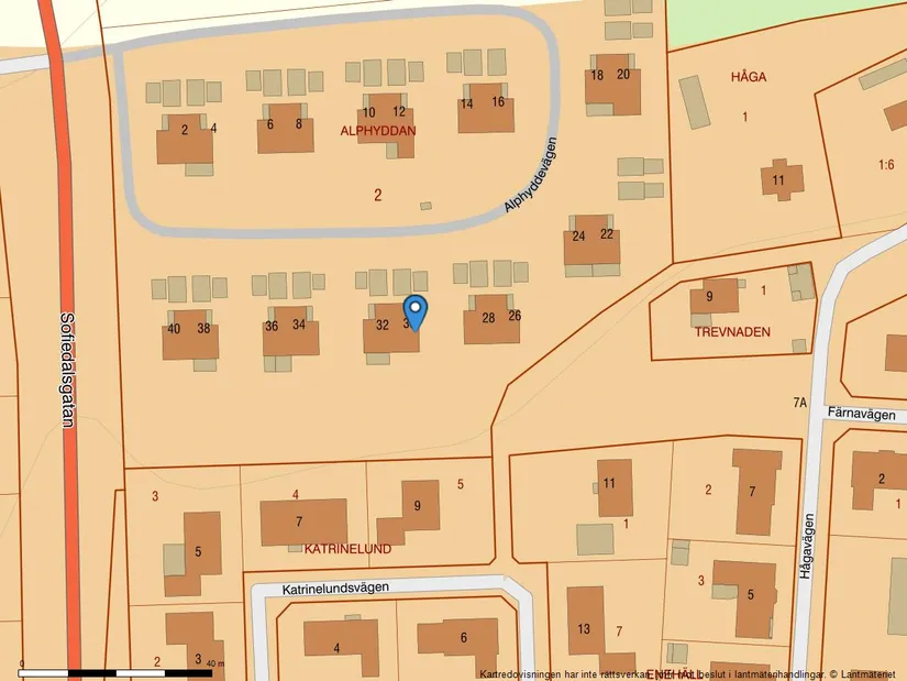 Radhus, Alphyddevägen 30, Ladubacksgärdet, Arboga