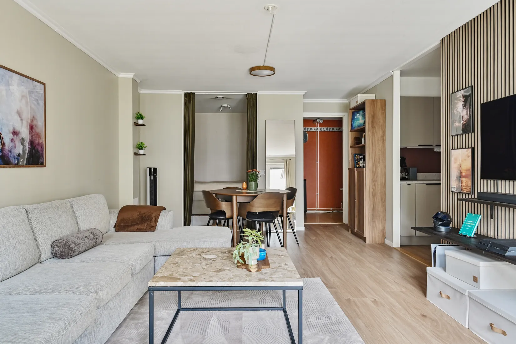 Bostadsrätt, Stationsgatan 23 B, entréplan, Märsta Centralt, Sigtuna