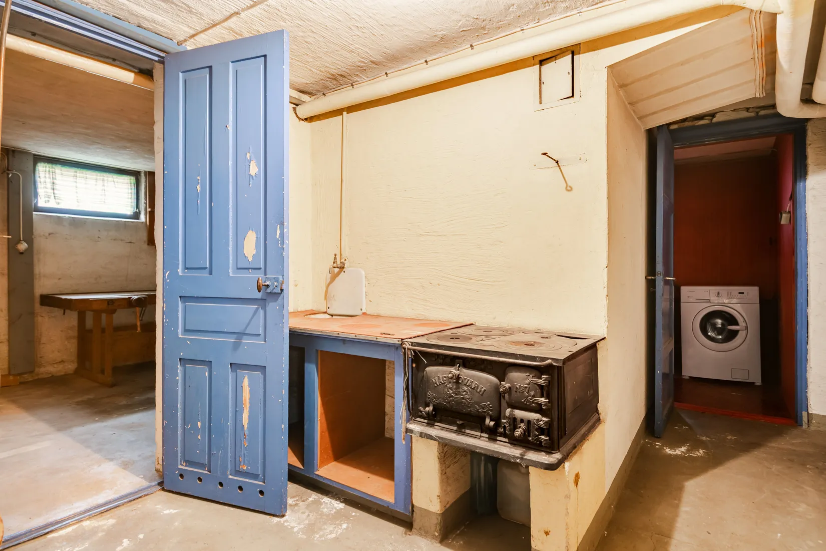 Villa, Rödfärgsvägen 10, Centralt, Daglöstäkten, Falun