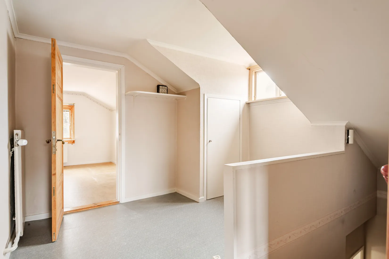 Villa, Rödfärgsvägen 10, Centralt, Daglöstäkten, Falun