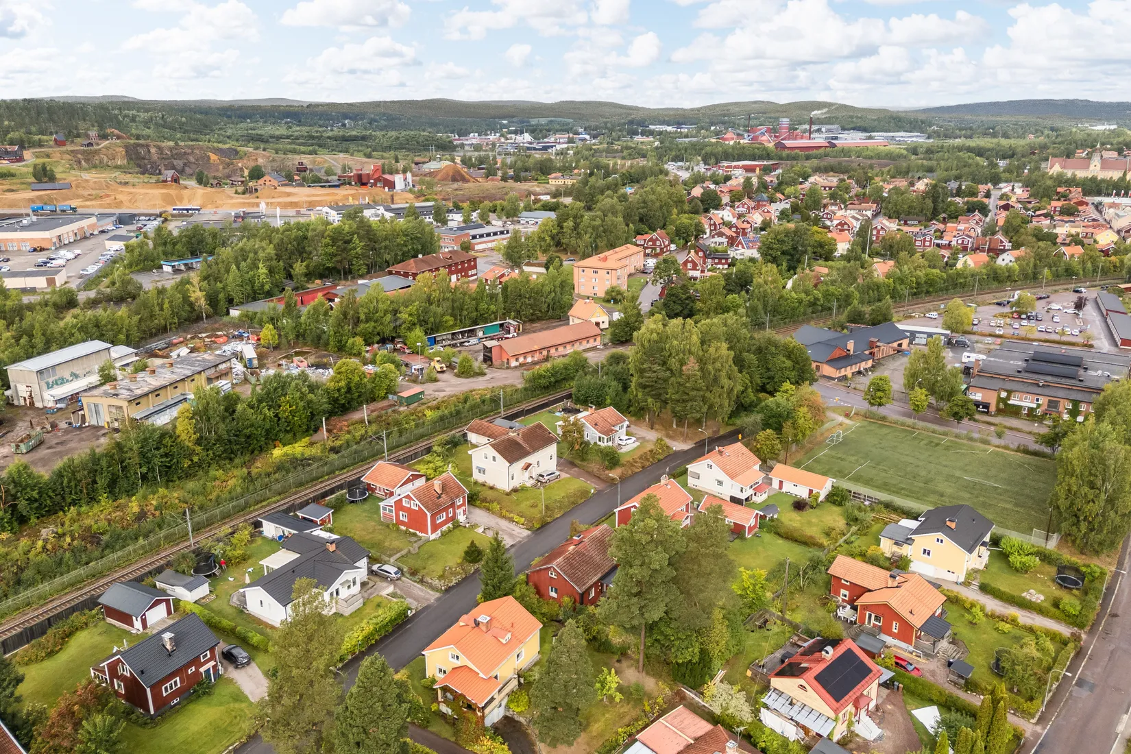 Villa, Rödfärgsvägen 10, Centralt, Daglöstäkten, Falun