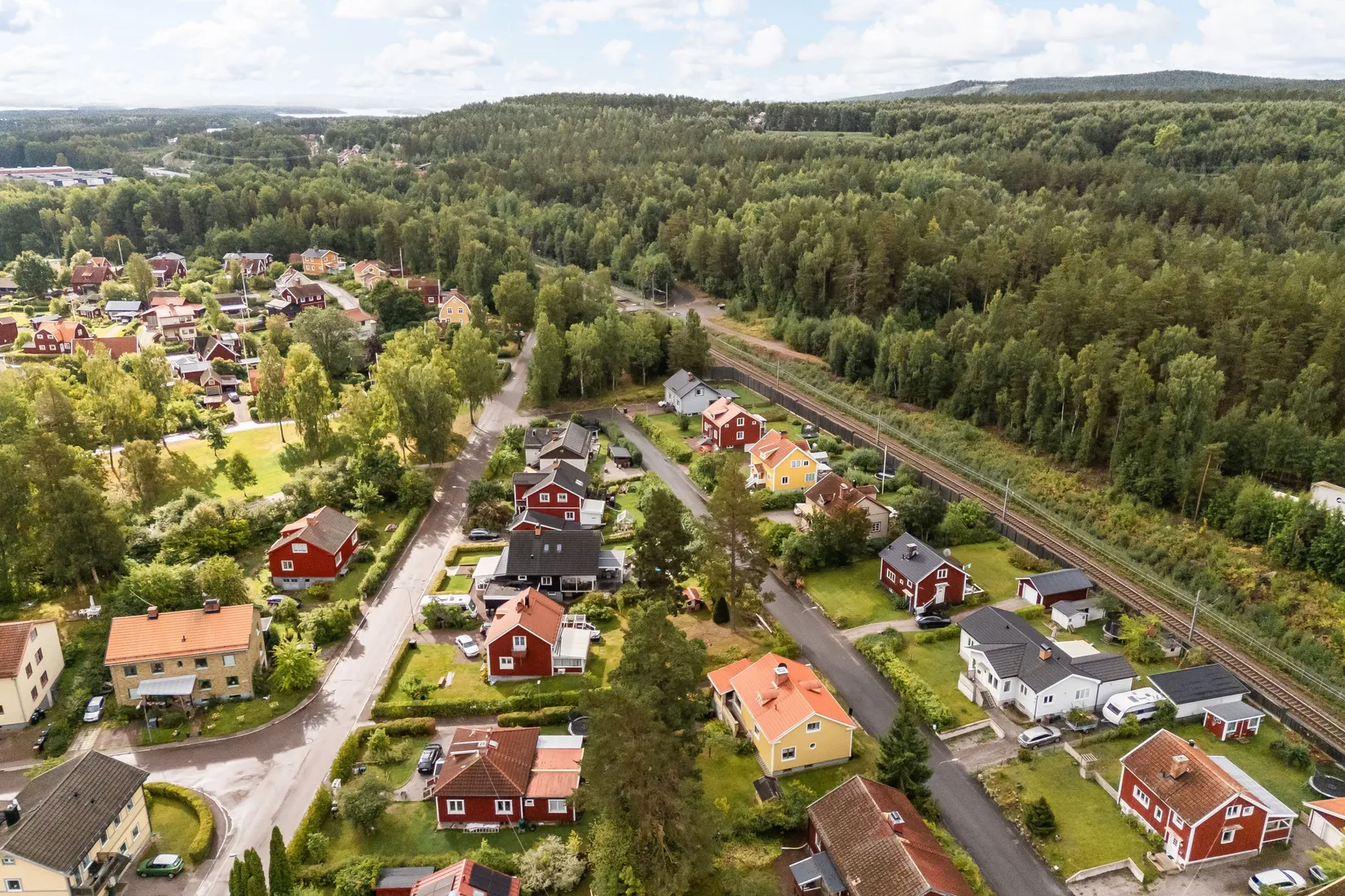 Villa, Rödfärgsvägen 10, Centralt, Daglöstäkten, Falun