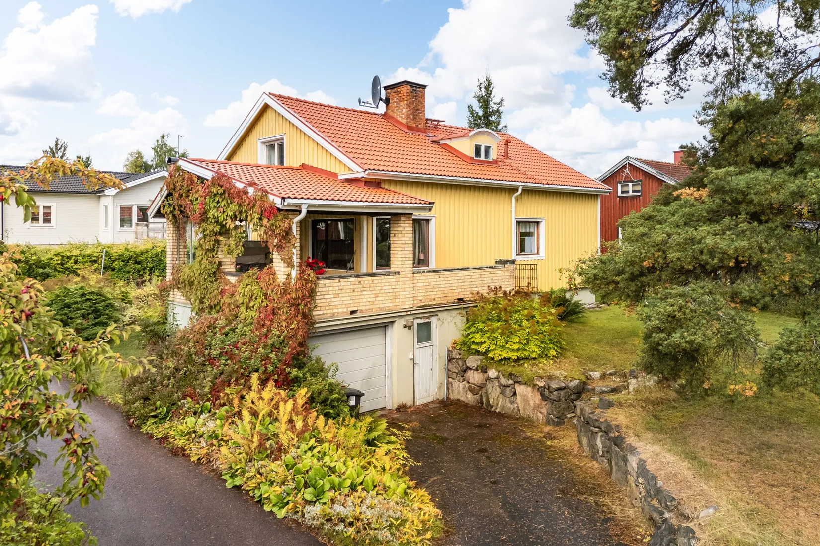 Villa, Rödfärgsvägen 10, Centralt, Daglöstäkten, Falun