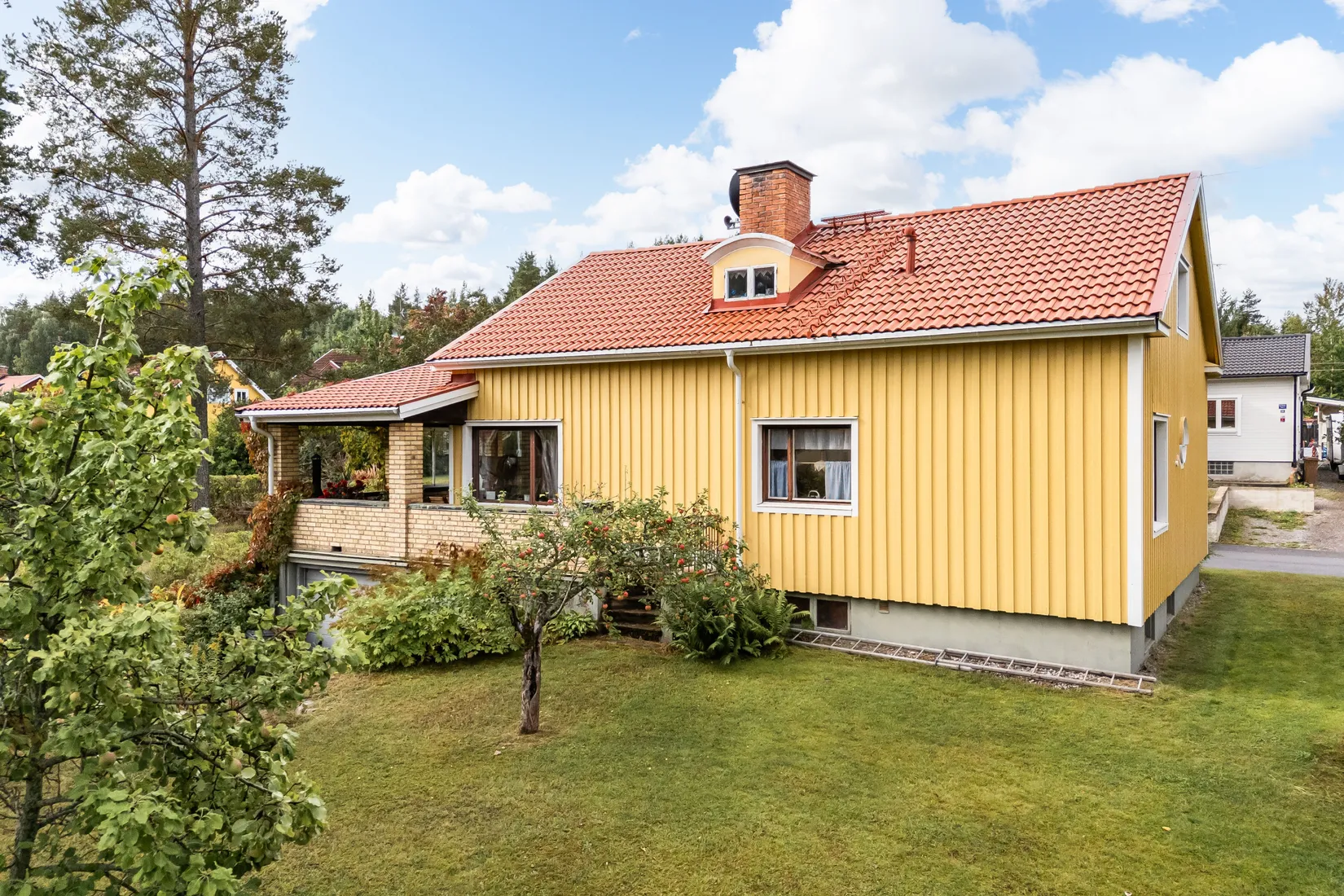 Villa, Rödfärgsvägen 10, Centralt, Daglöstäkten, Falun