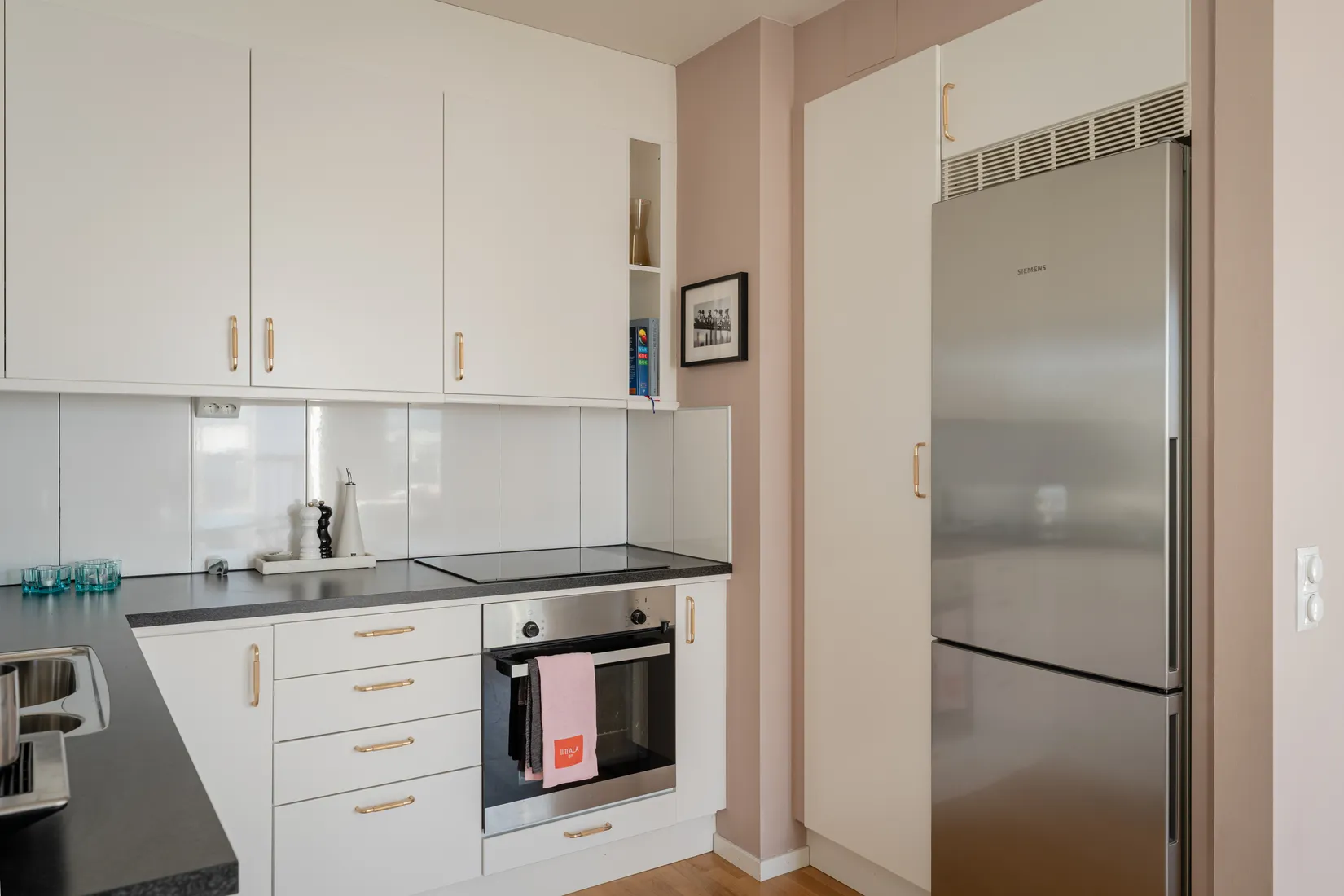 Bostadsrätt, Oskarslundsbacken 7, 7 tr!, Liljeholmskajen, Stockholm
