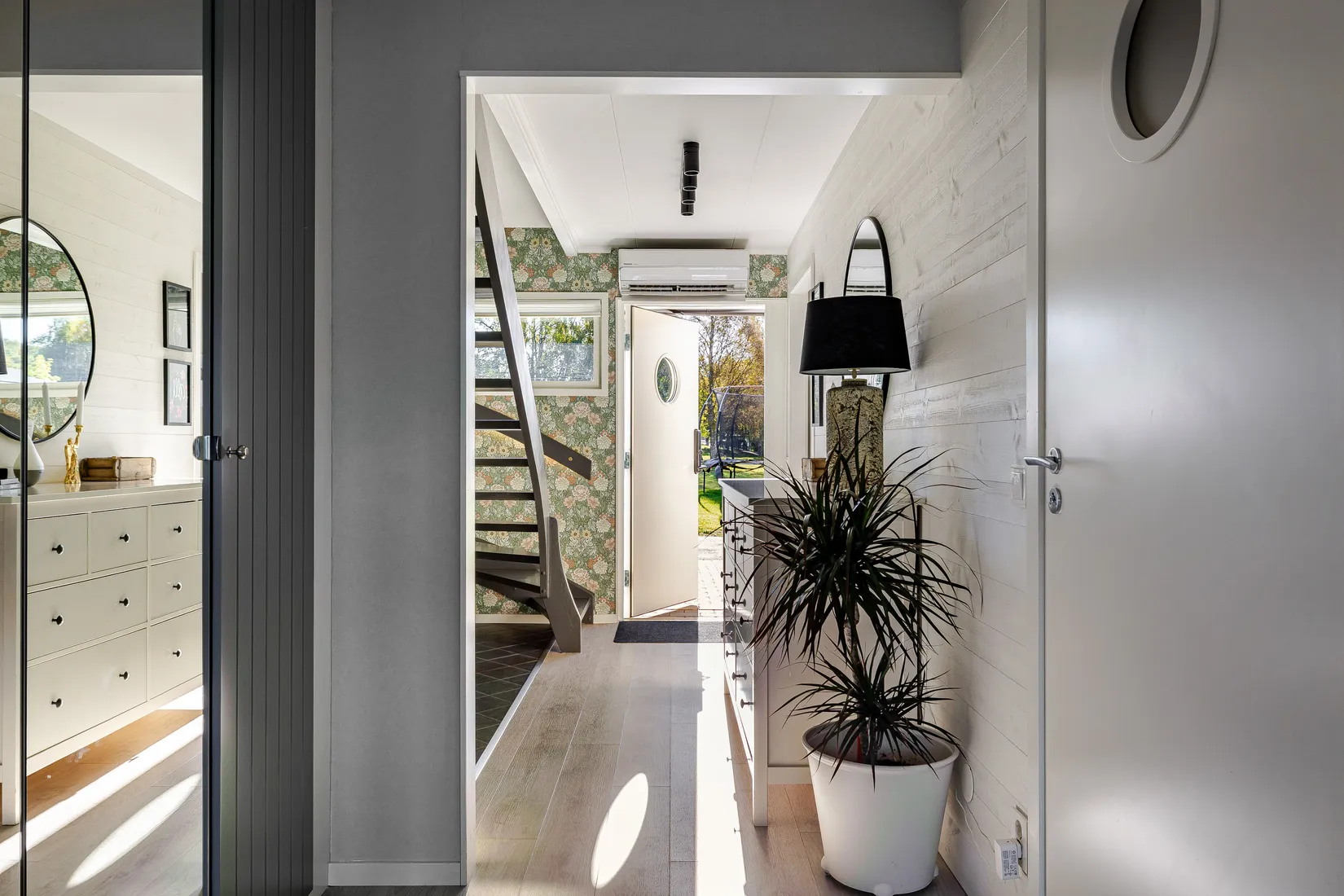 Radhus, Klarinettgatan 10, Gånsviksdalen, Härnösand
