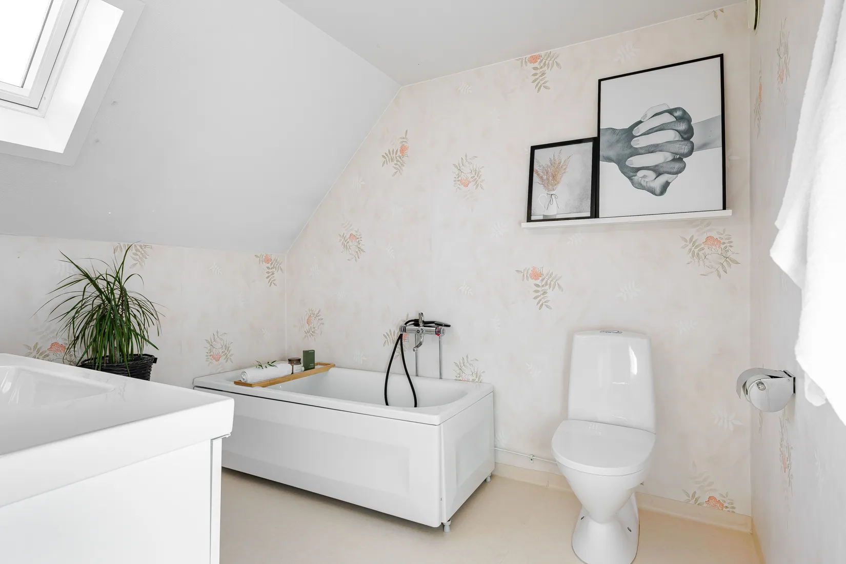 Radhus, Klarinettgatan 10, Gånsviksdalen, Härnösand