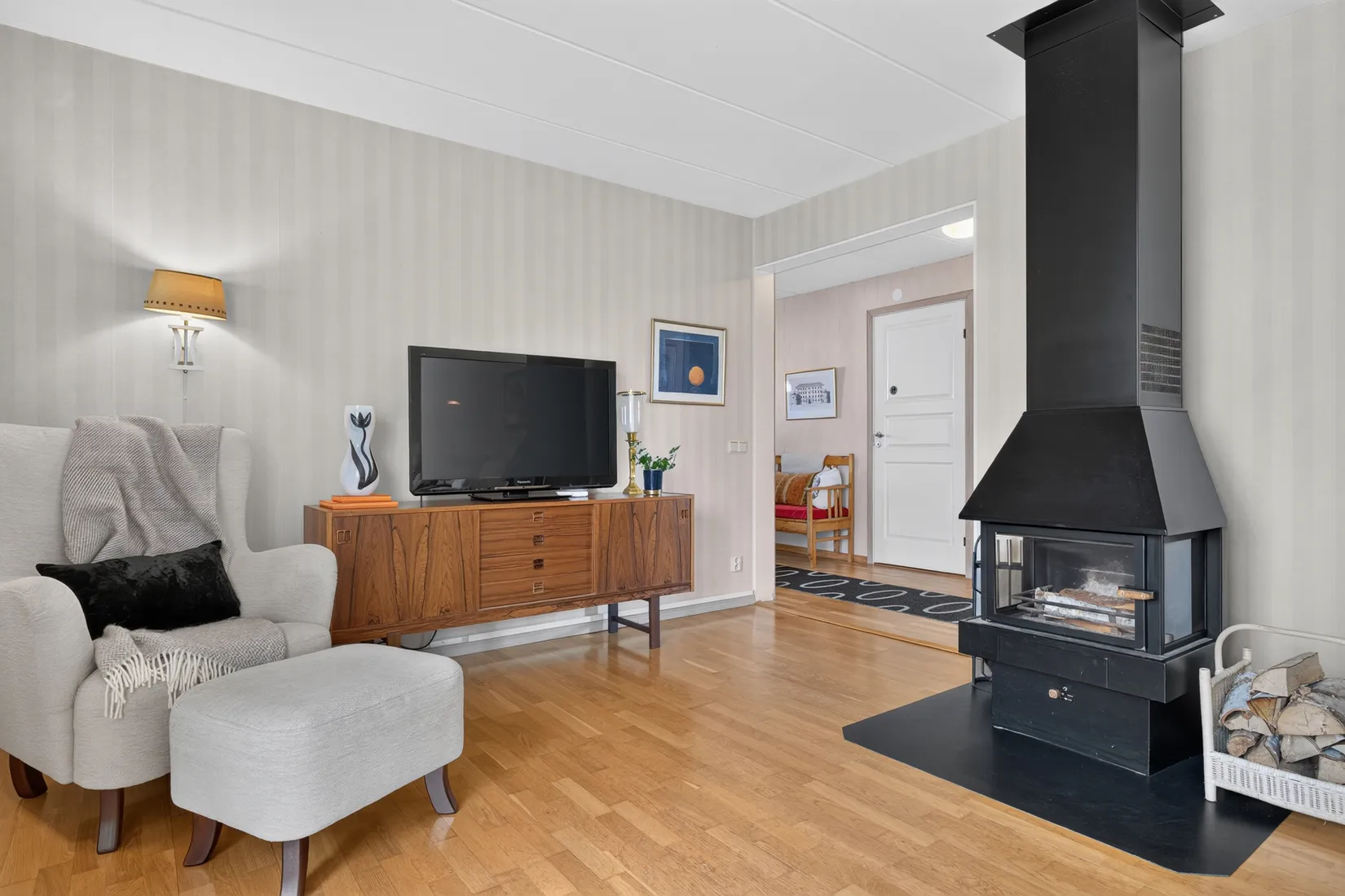 Radhus, Backstugevägen 26, Smedstorp, Kumla