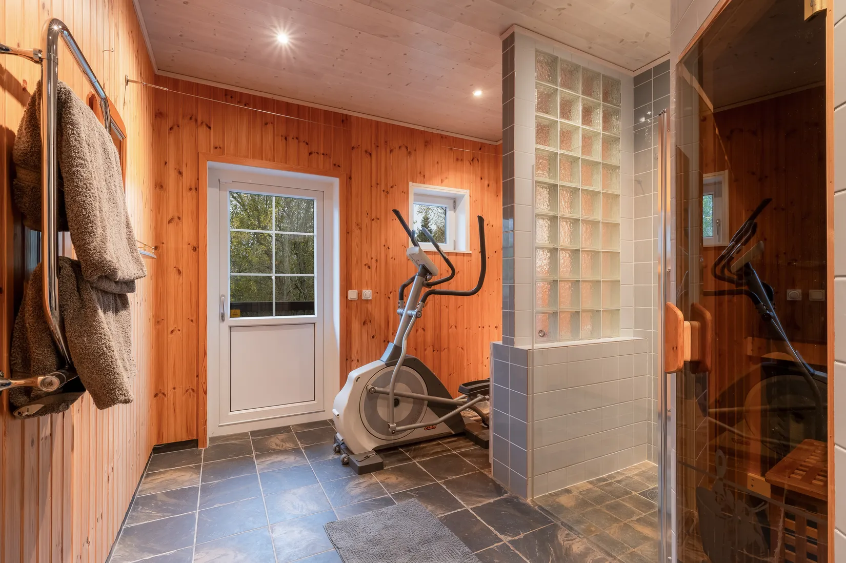 Villa, Hilledalsvägen 9, Bergshammar, Nyköping