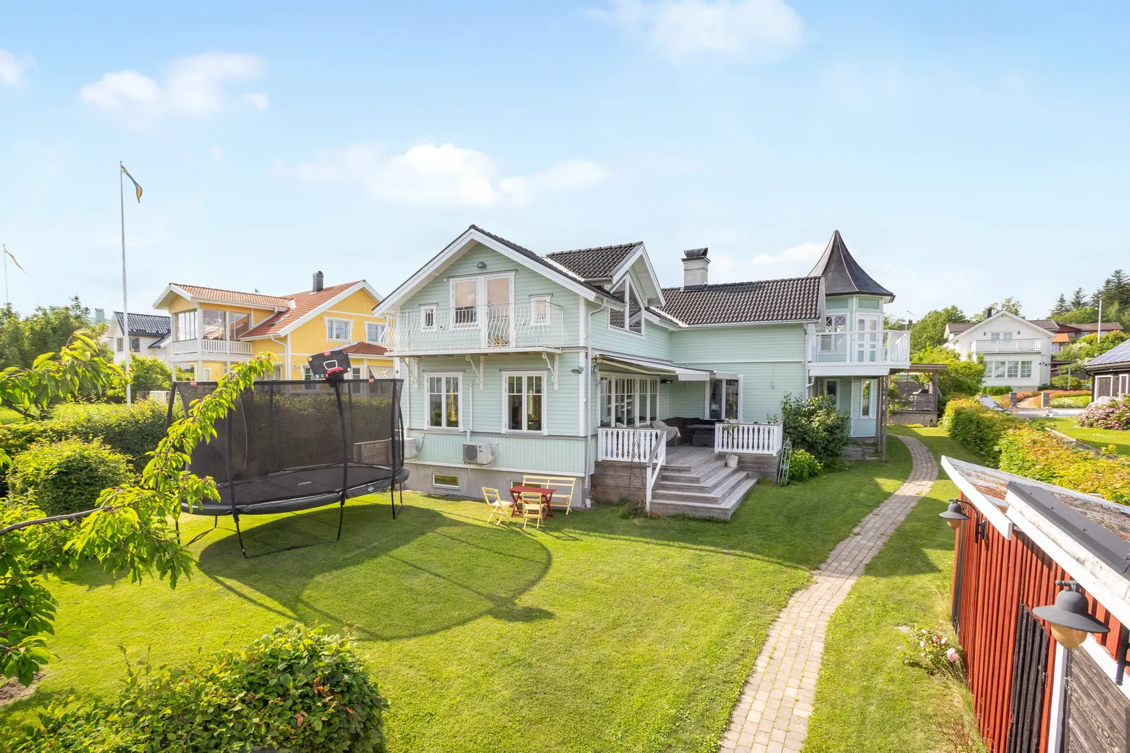 Villa, Buhregatan 6, Kvisthamra, Norrtälje