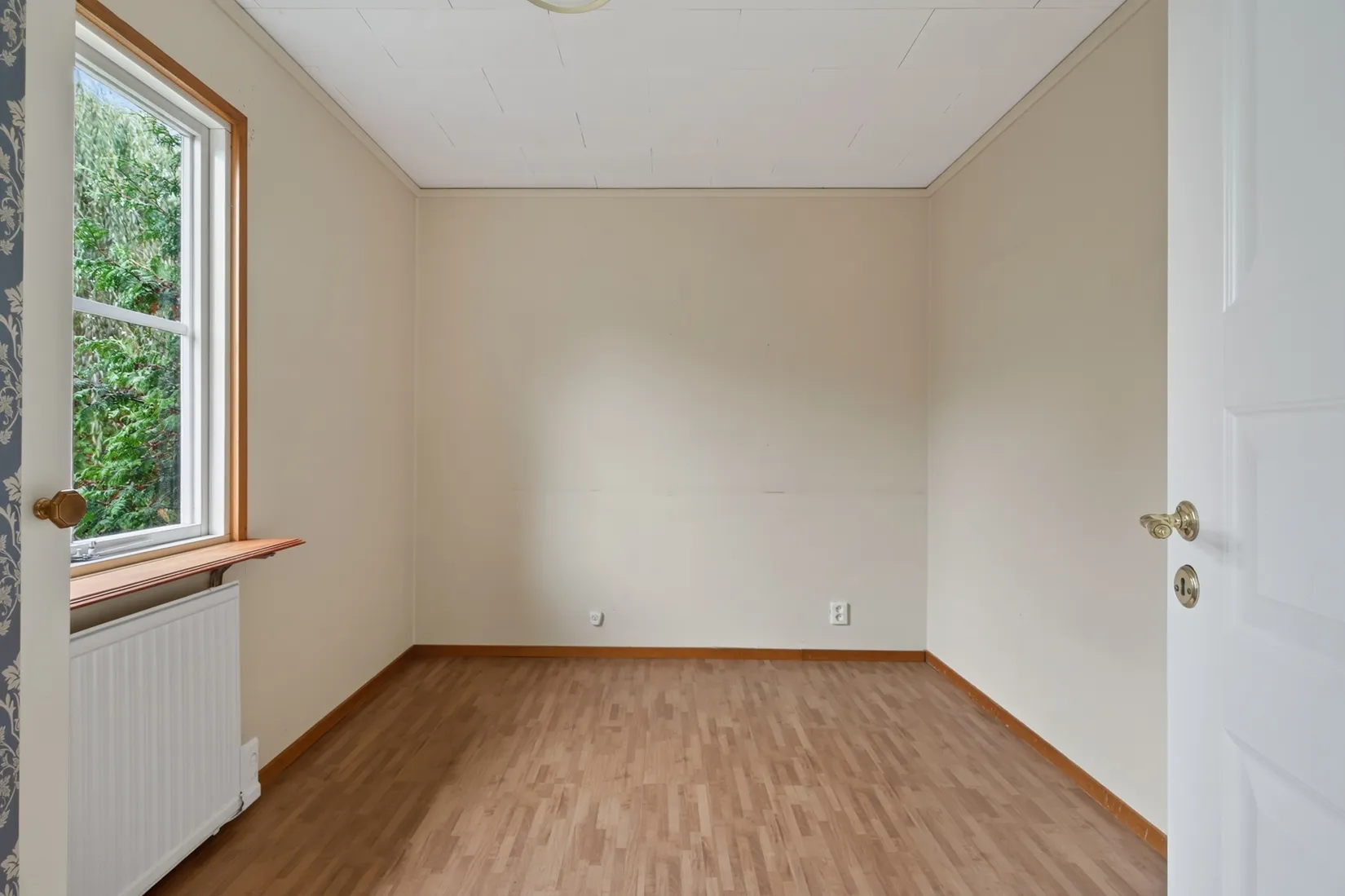 Villa, Gullvivevägen 33, Österskär, Österåker