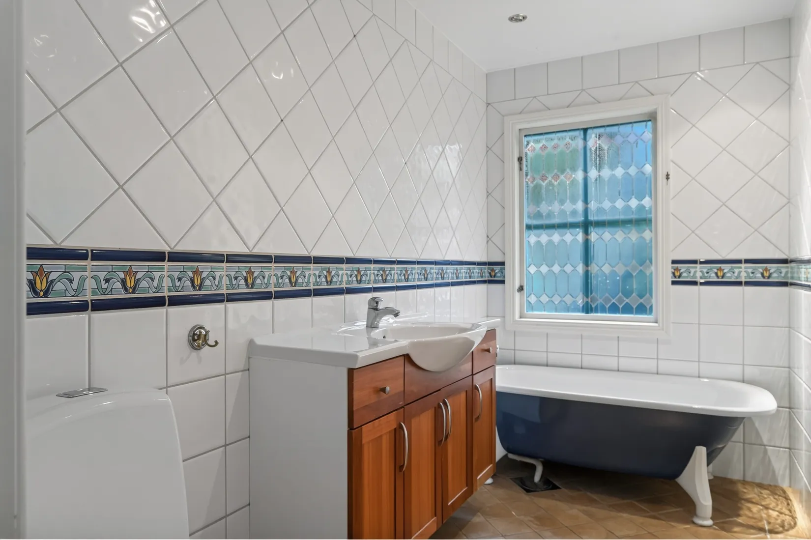 Villa, Gullvivevägen 33, Österskär, Österåker