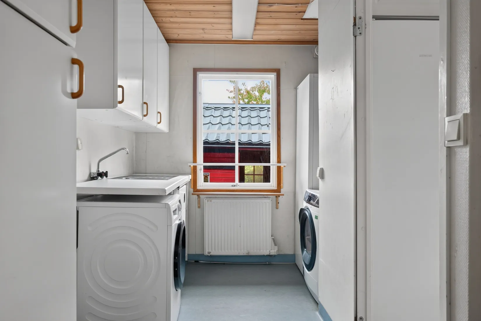 Villa, Gullvivevägen 33, Österskär, Österåker