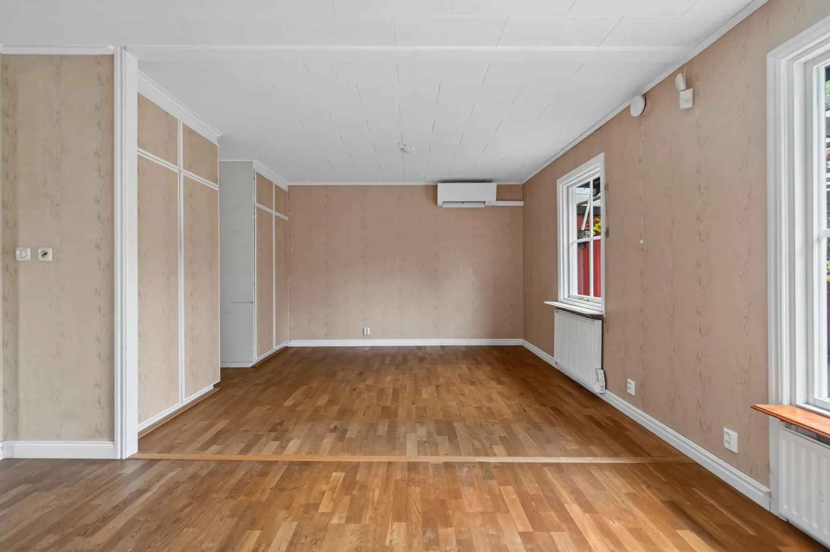 Villa, Gullvivevägen 33, Österskär, Österåker