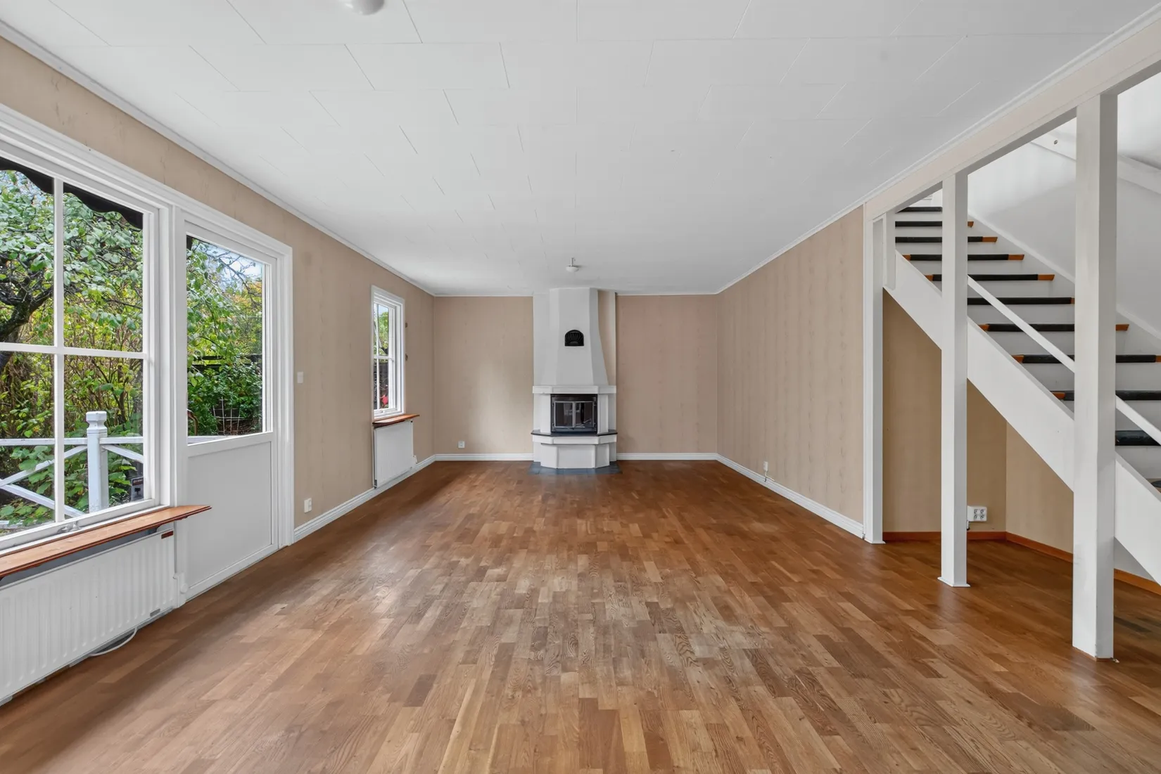 Villa, Gullvivevägen 33, Österskär, Österåker