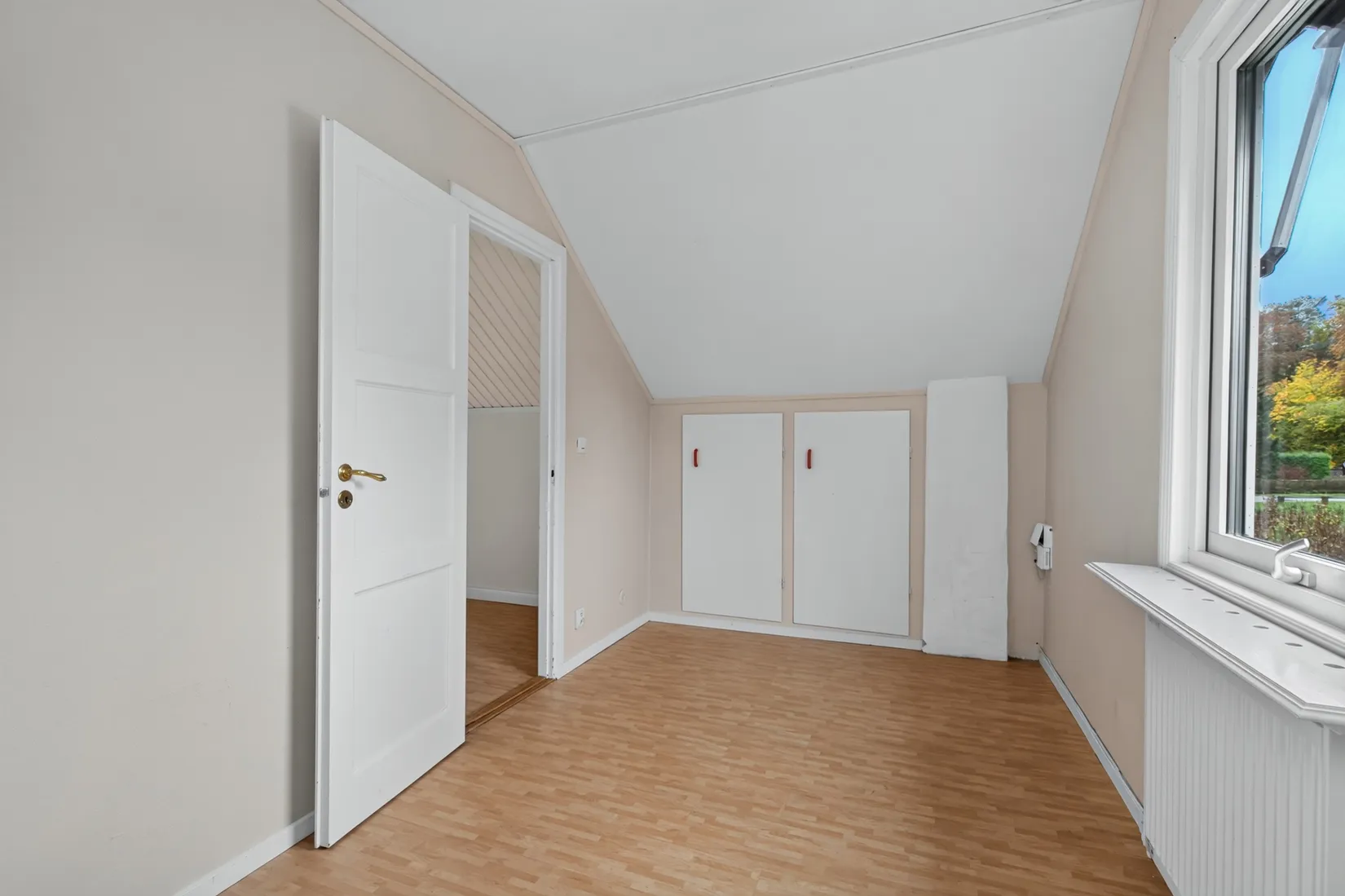 Villa, Gullvivevägen 33, Österskär, Österåker