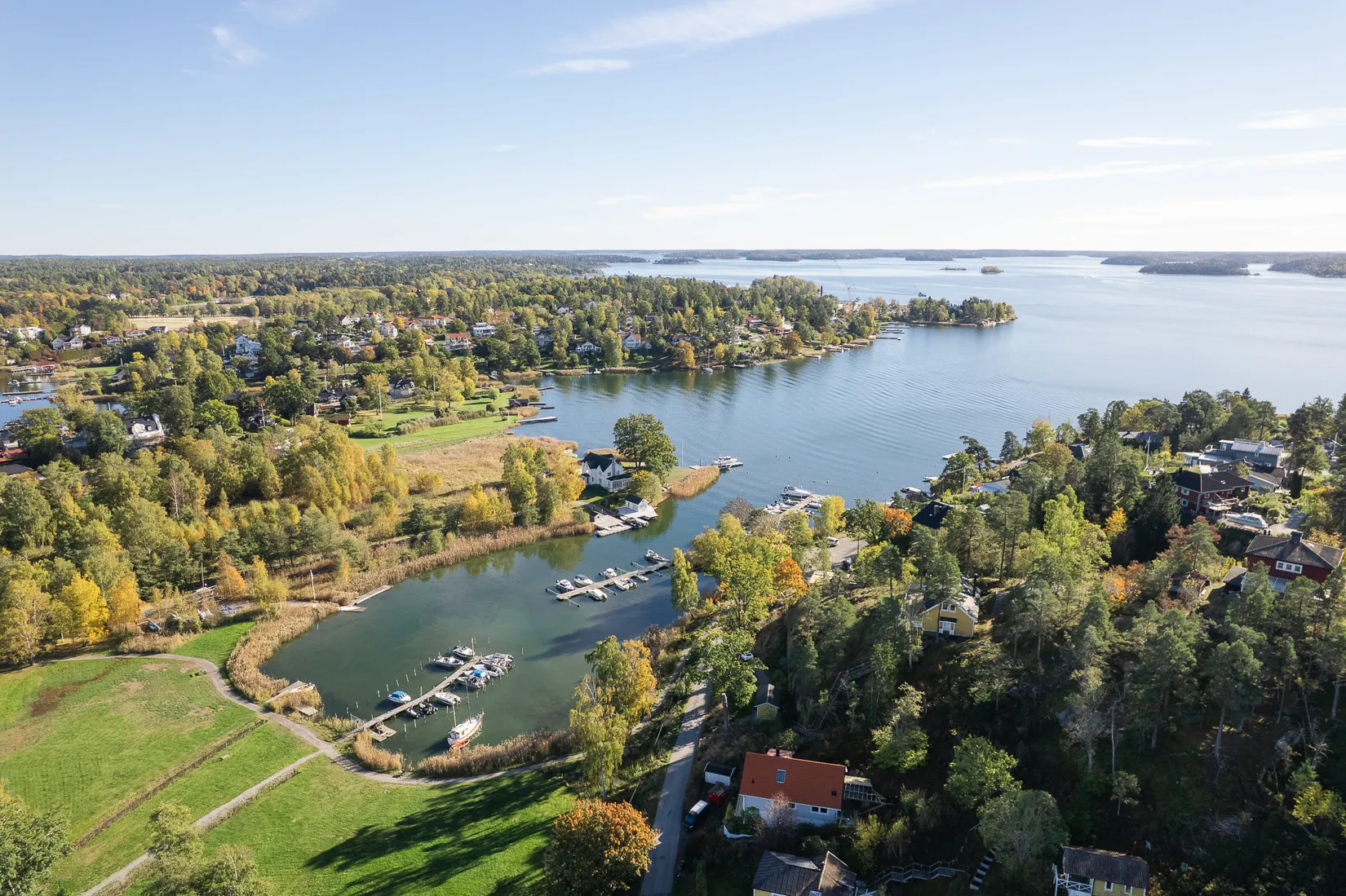 Villa, Gullvivevägen 33, Österskär, Österåker