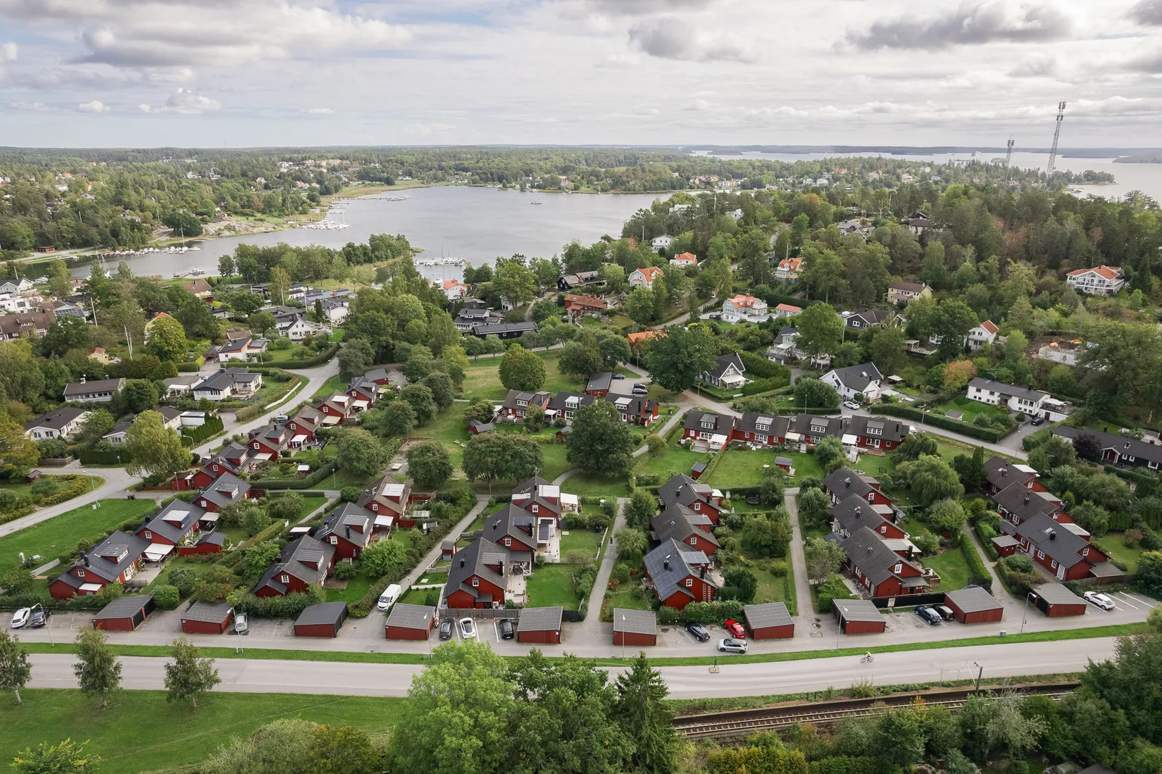 Villa, Gullvivevägen 33, Österskär, Österåker