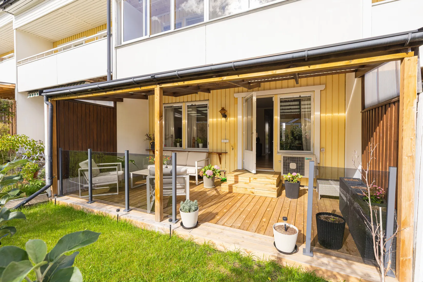 Radhus, Trädgårdsvägen 71, Töjnan, Sollentuna