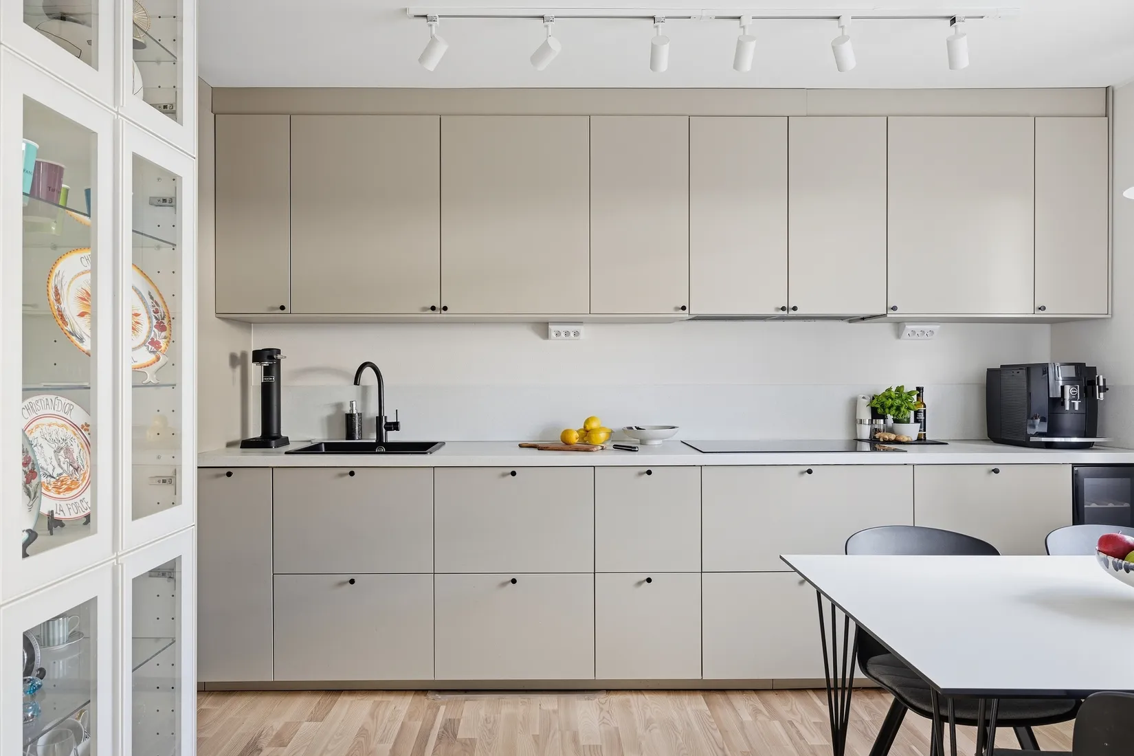 Radhus, Trädgårdsvägen 71, Töjnan, Sollentuna