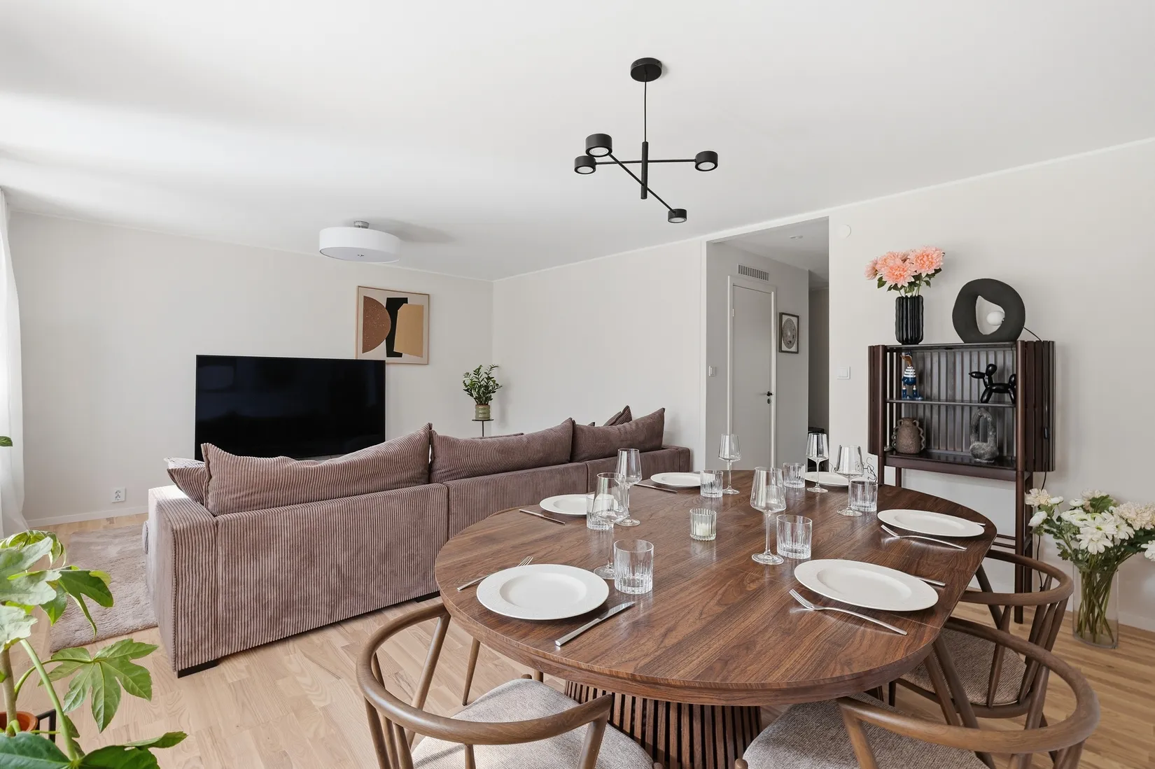 Radhus, Trädgårdsvägen 71, Töjnan, Sollentuna