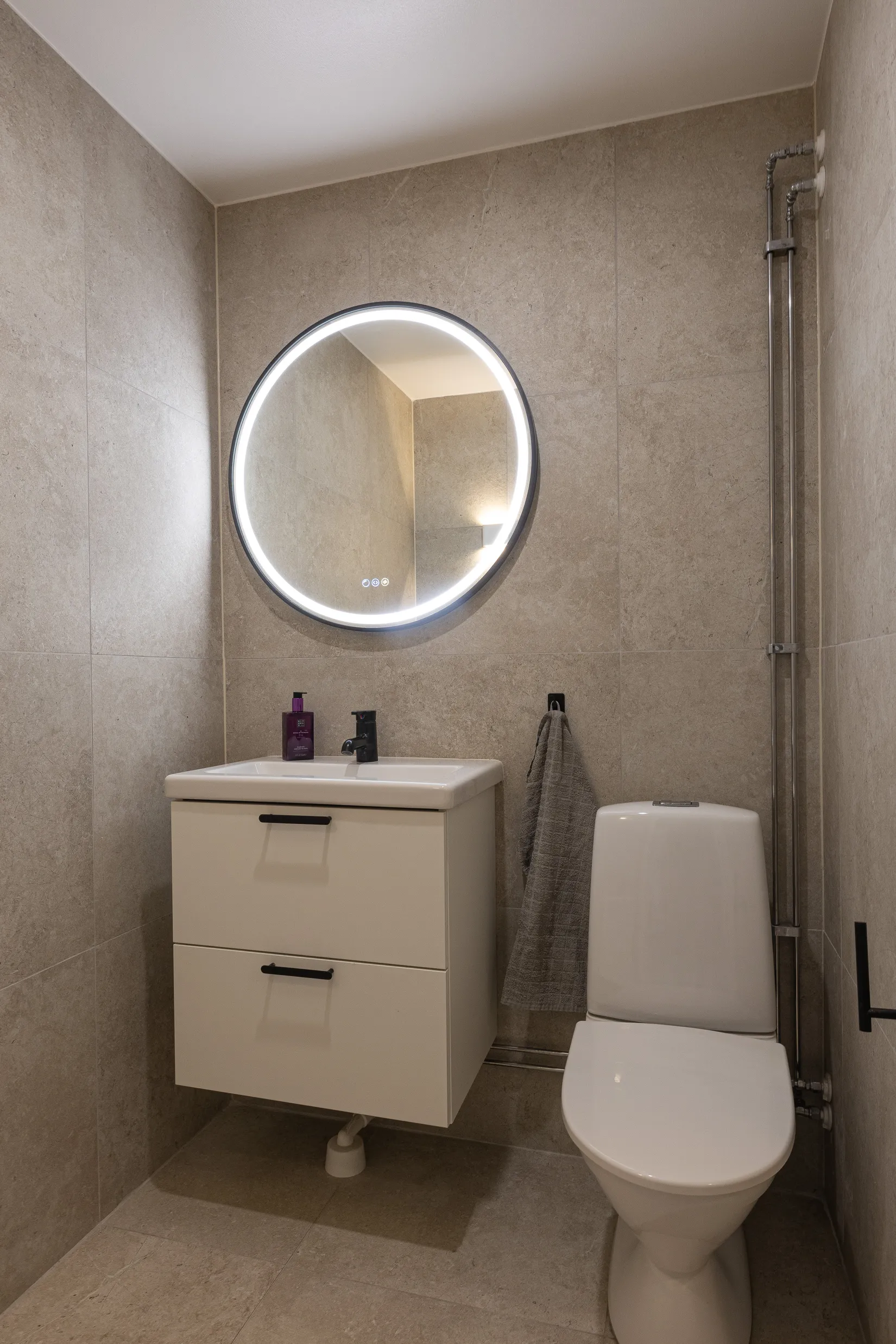 Radhus, Trädgårdsvägen 71, Töjnan, Sollentuna