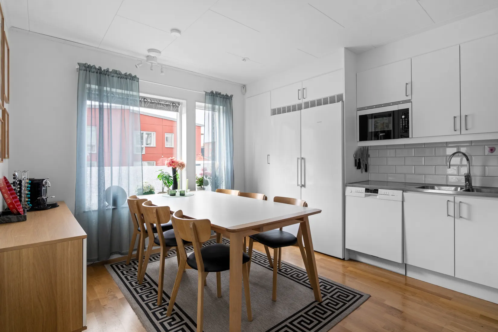 Radhus, Flygarvägen 18, Botkyrka