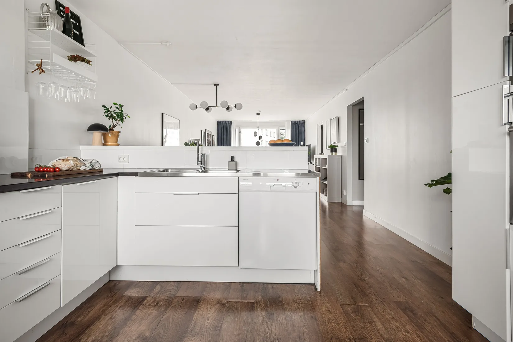 Bostadsrätt, Molkomsbacken 23, vån 3/3, Farsta, Stockholm