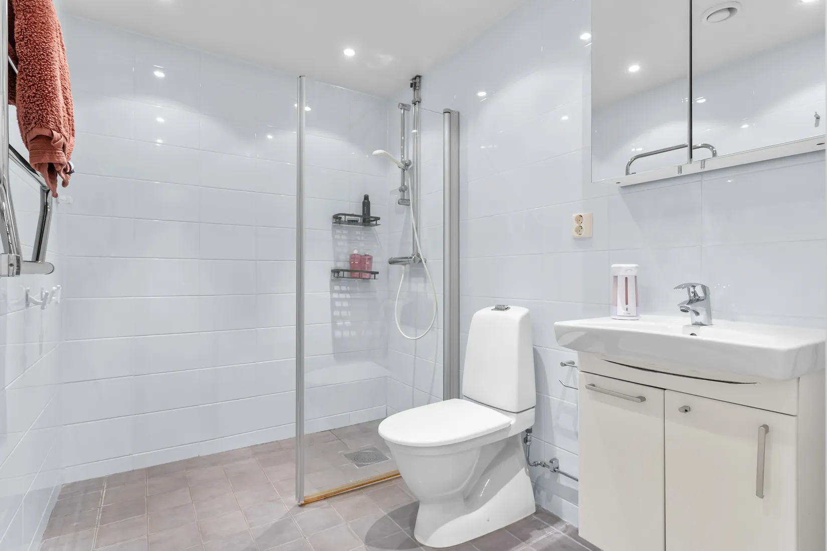 Bostadsrätt, Sörmlandsvägen 4, Edsängen, Sollentuna