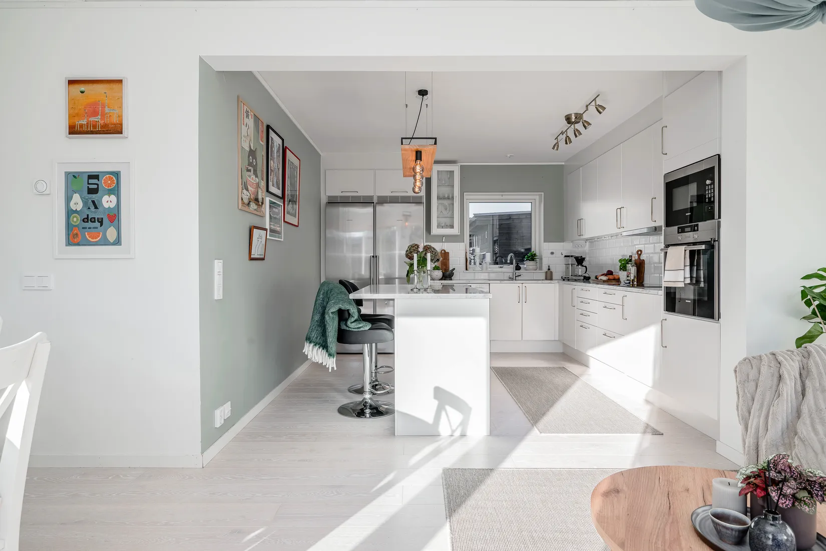 Radhus, Kavallerivägen 10B, Västra Bällsta, Vallentuna