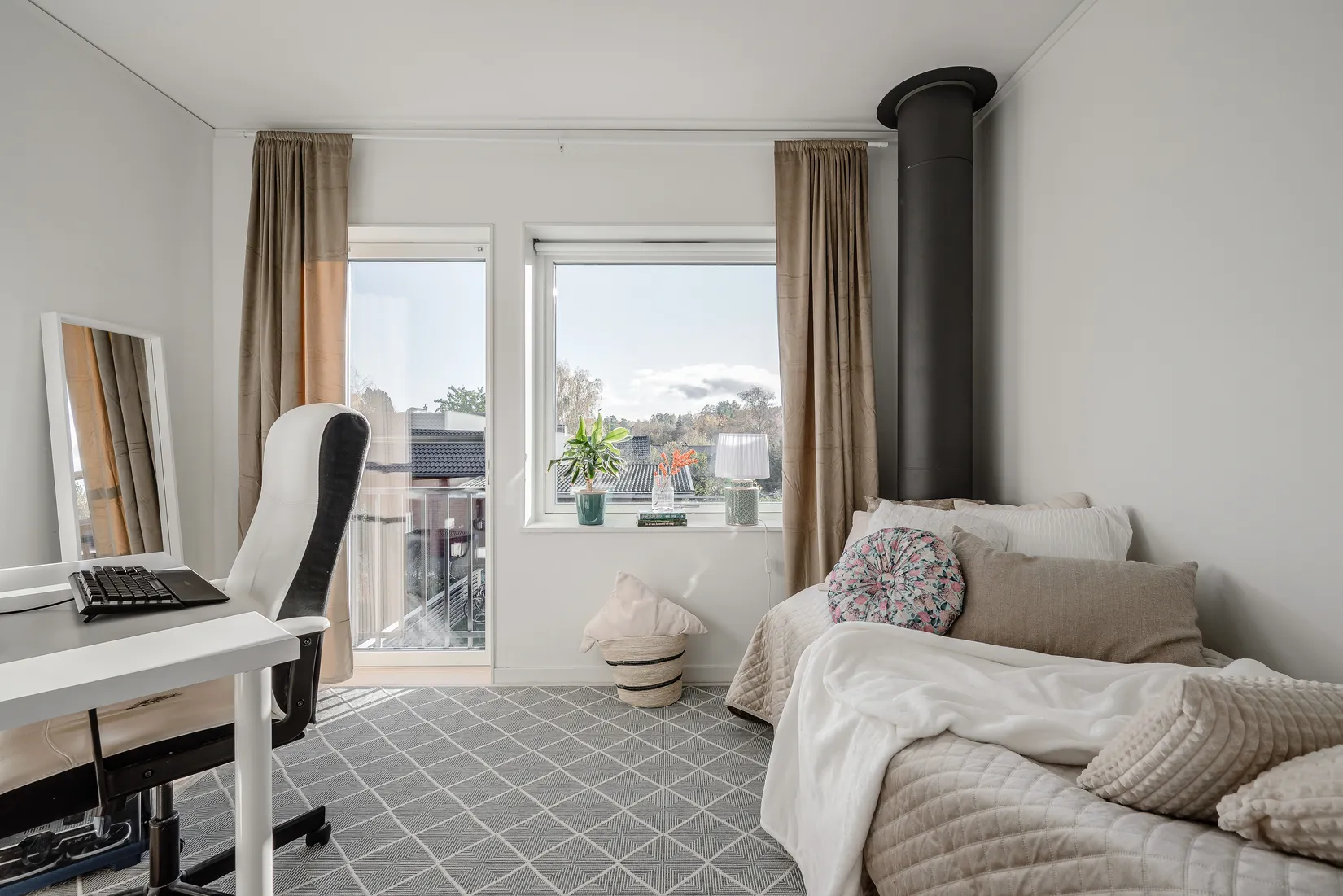 Radhus, Kavallerivägen 10B, Västra Bällsta, Vallentuna