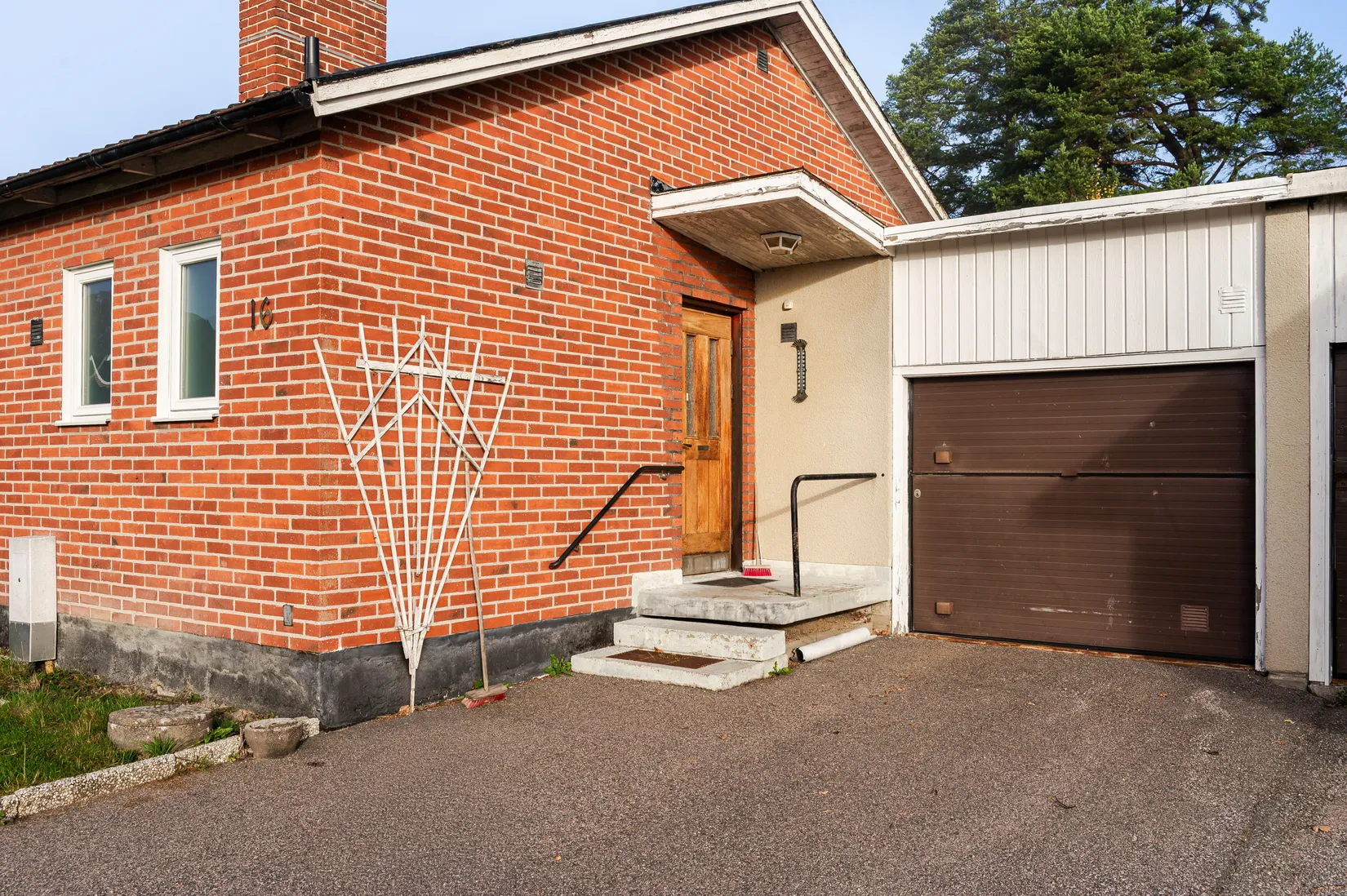 Villa, Kolstuguvägen 16, Katrineholm Nävertorp, Katrineholm